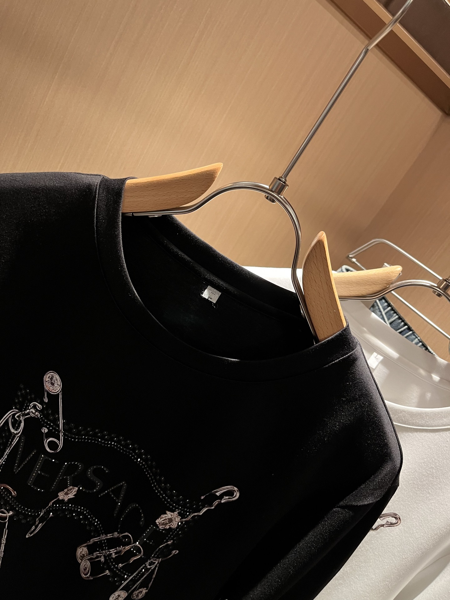 VERS*CE/范*哲 2025秋冬新品原单长袖打底衫，VERS*CE/范*哲 贸易公司渠道 产品 美杜