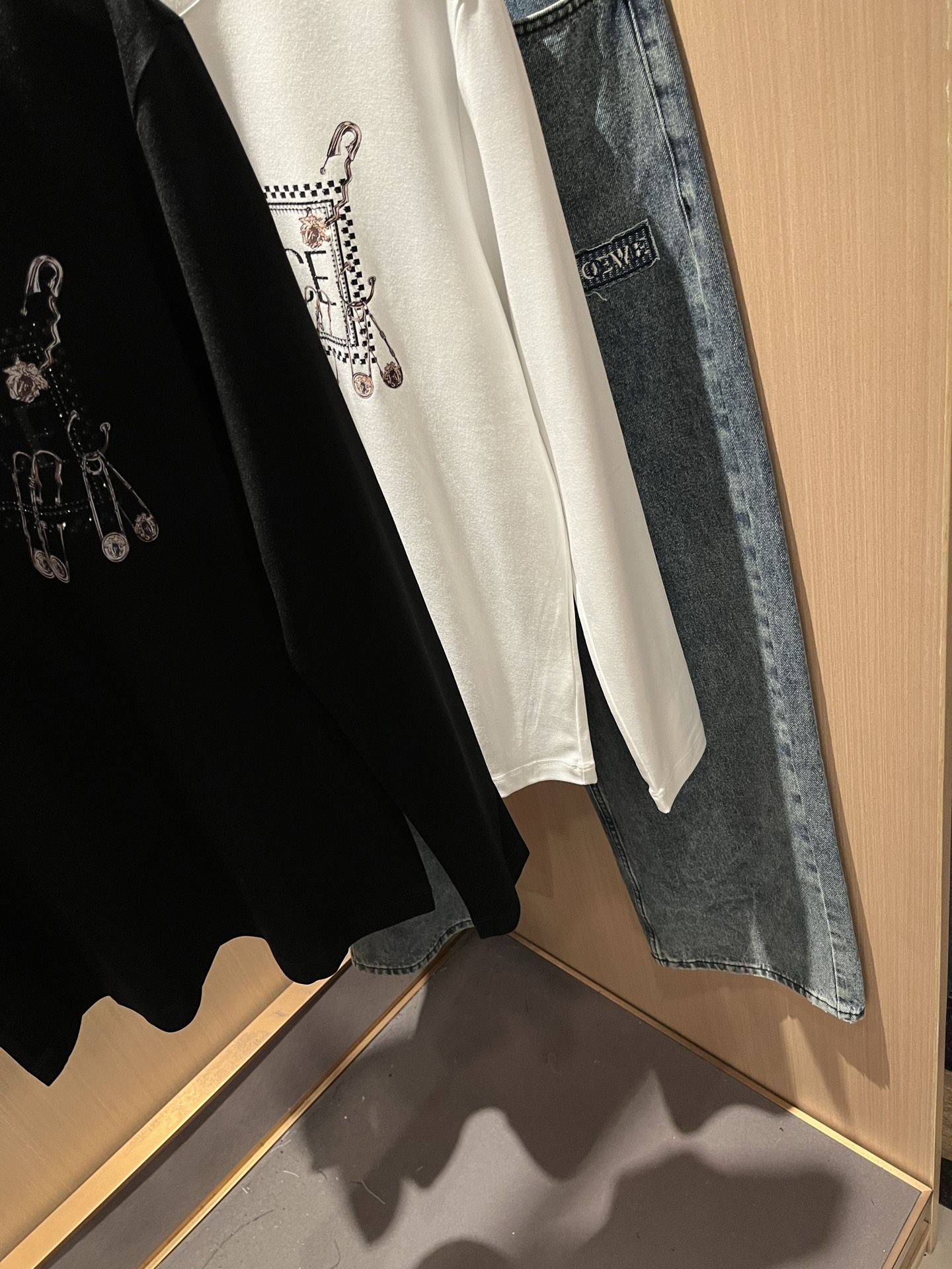 VERS*CE/范*哲 2025秋冬新品原单长袖打底衫，VERS*CE/范*哲 贸易公司渠道 产品 美杜