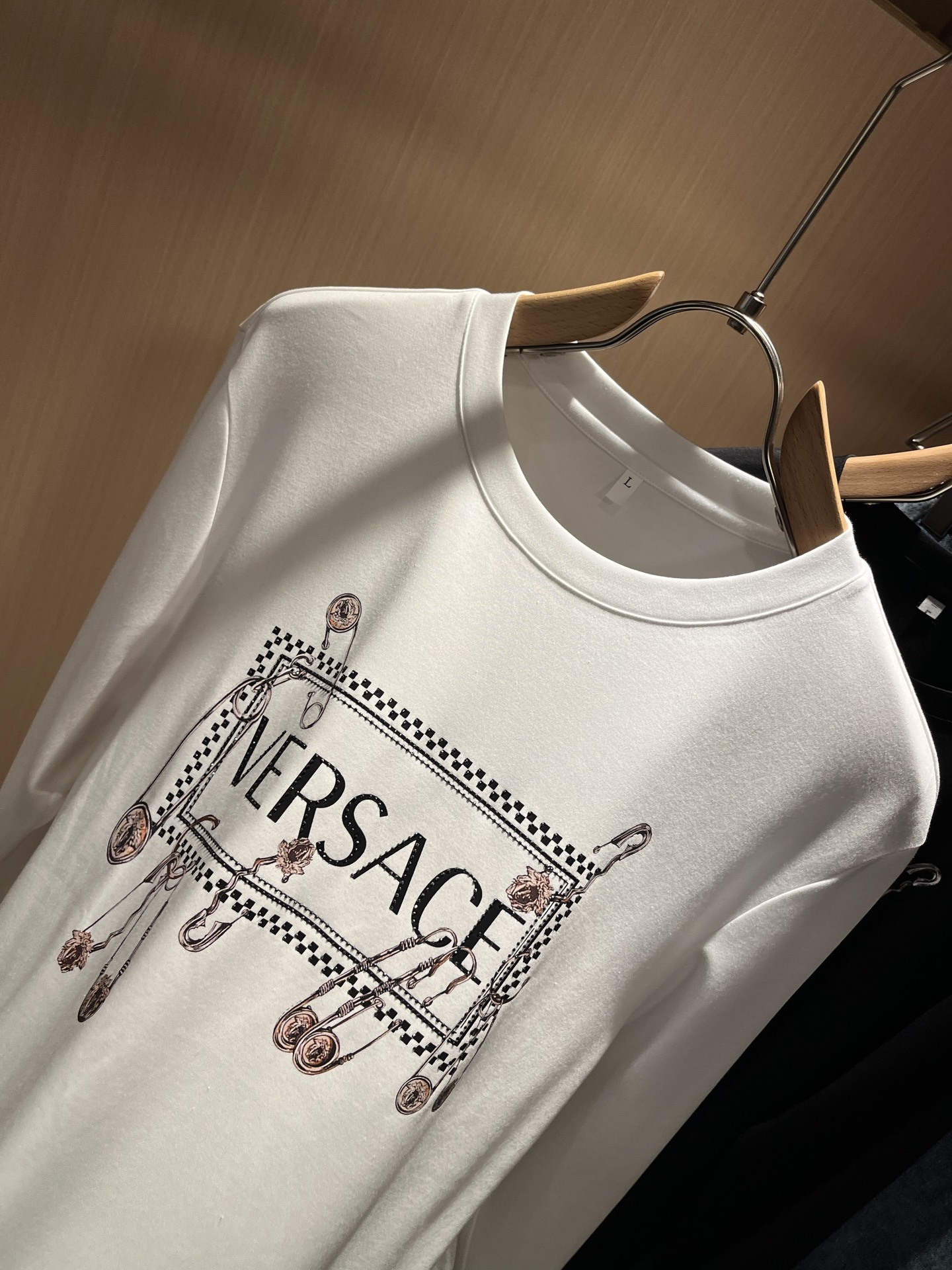 VERS*CE/范*哲 2025秋冬新品原单长袖打底衫，VERS*CE/范*哲 贸易公司渠道 产品 美杜