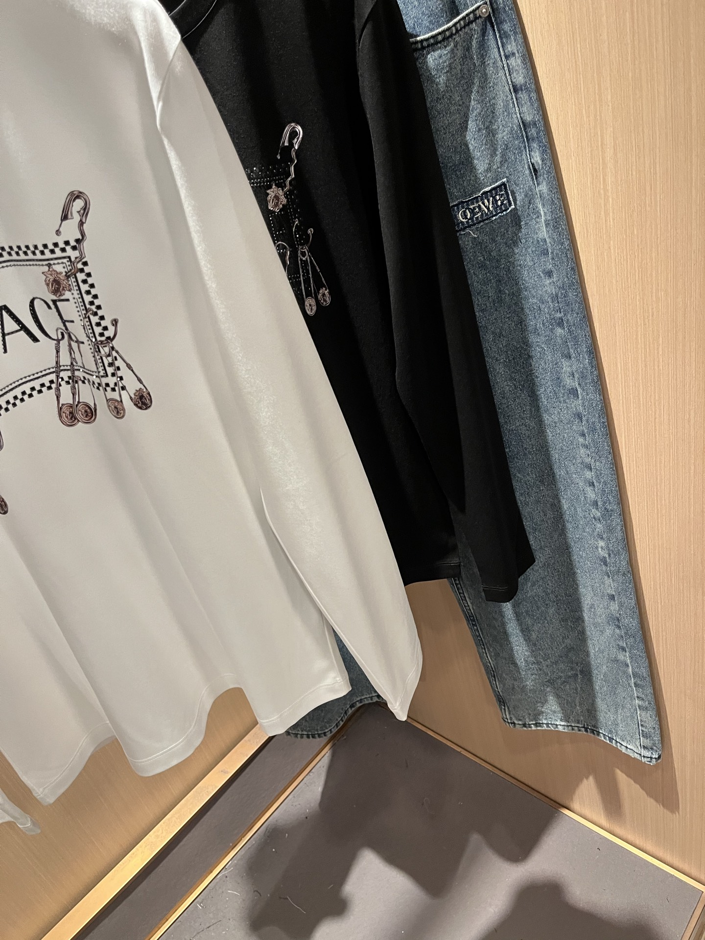 VERS*CE/范*哲 2025秋冬新品原单长袖打底衫，VERS*CE/范*哲 贸易公司渠道 产品 美杜