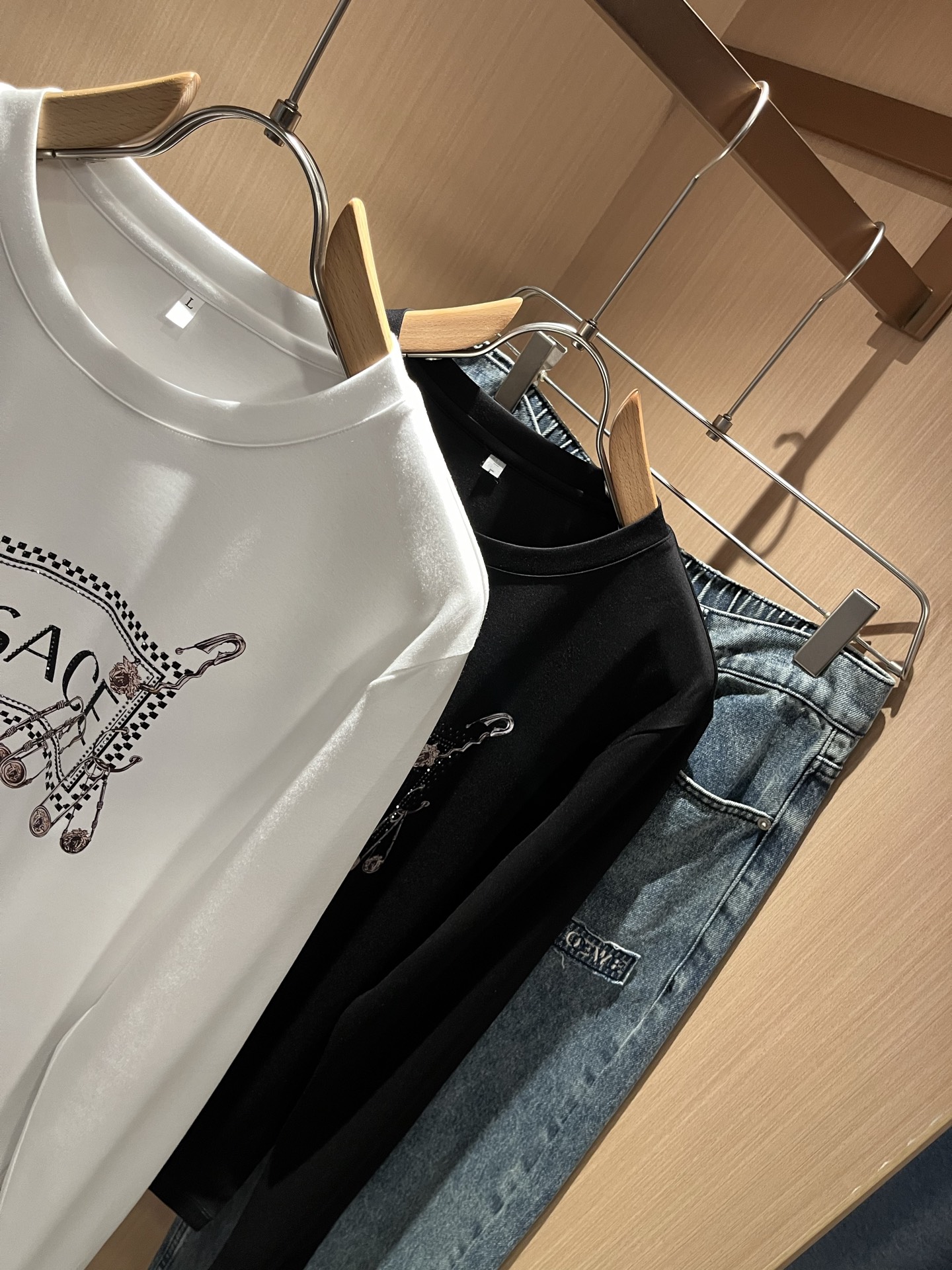 VERS*CE/范*哲 2025秋冬新品原单长袖打底衫，VERS*CE/范*哲 贸易公司渠道 产品 美杜