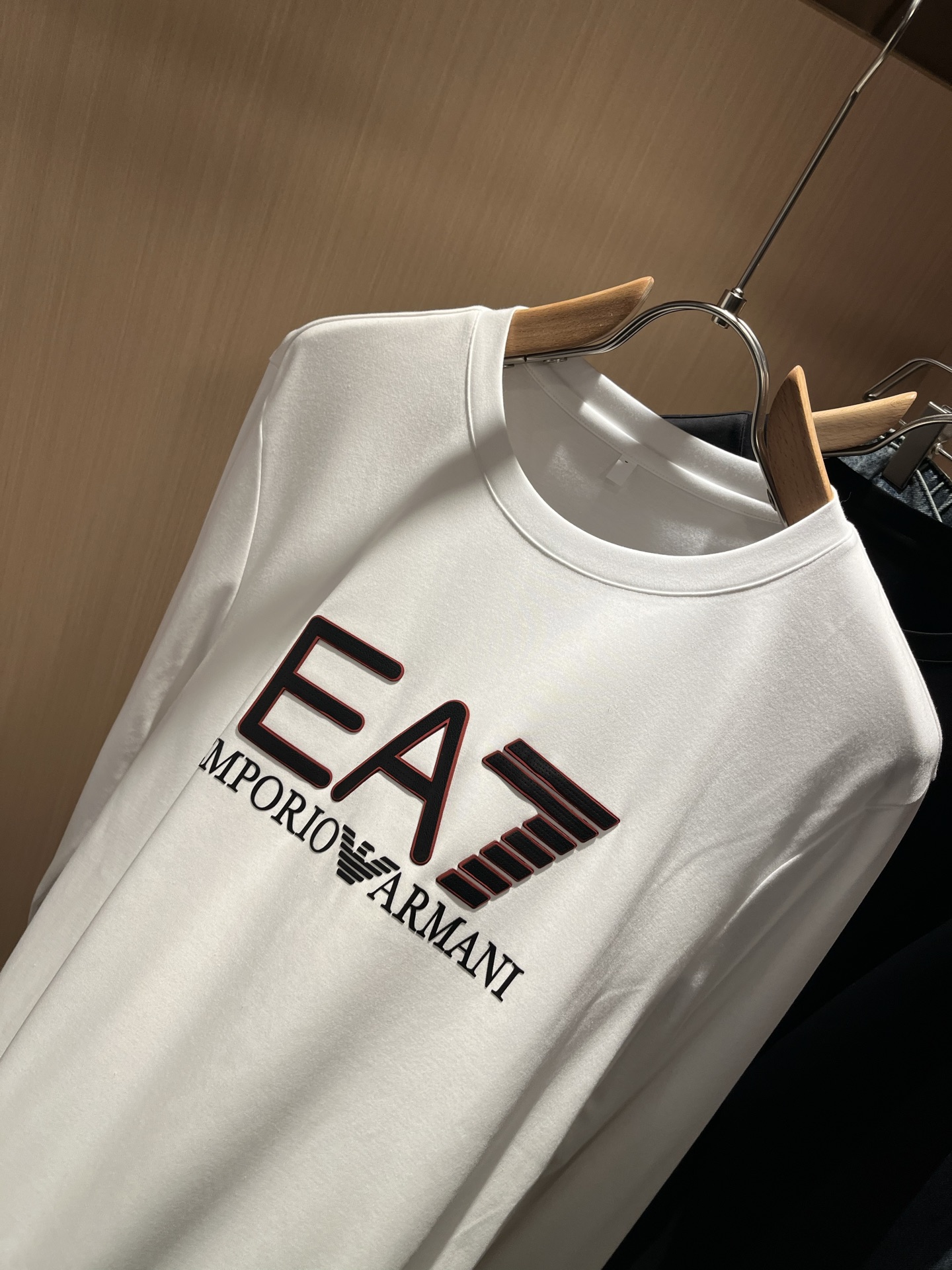 Arman阿*尼2025秋冬新款男女同款👫休闲长袖打底衫，原单代工厂订单，胸前标志😊logo压胶设计！简