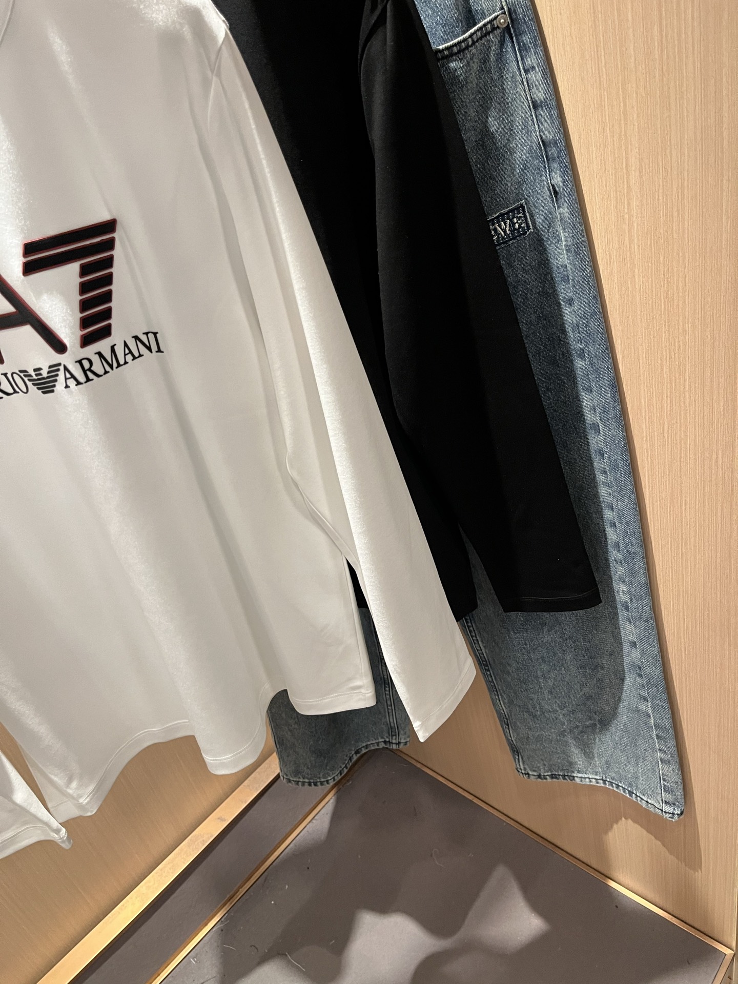 Arman阿*尼2025秋冬新款男女同款👫休闲长袖打底衫，原单代工厂订单，胸前标志😊logo压胶设计！简