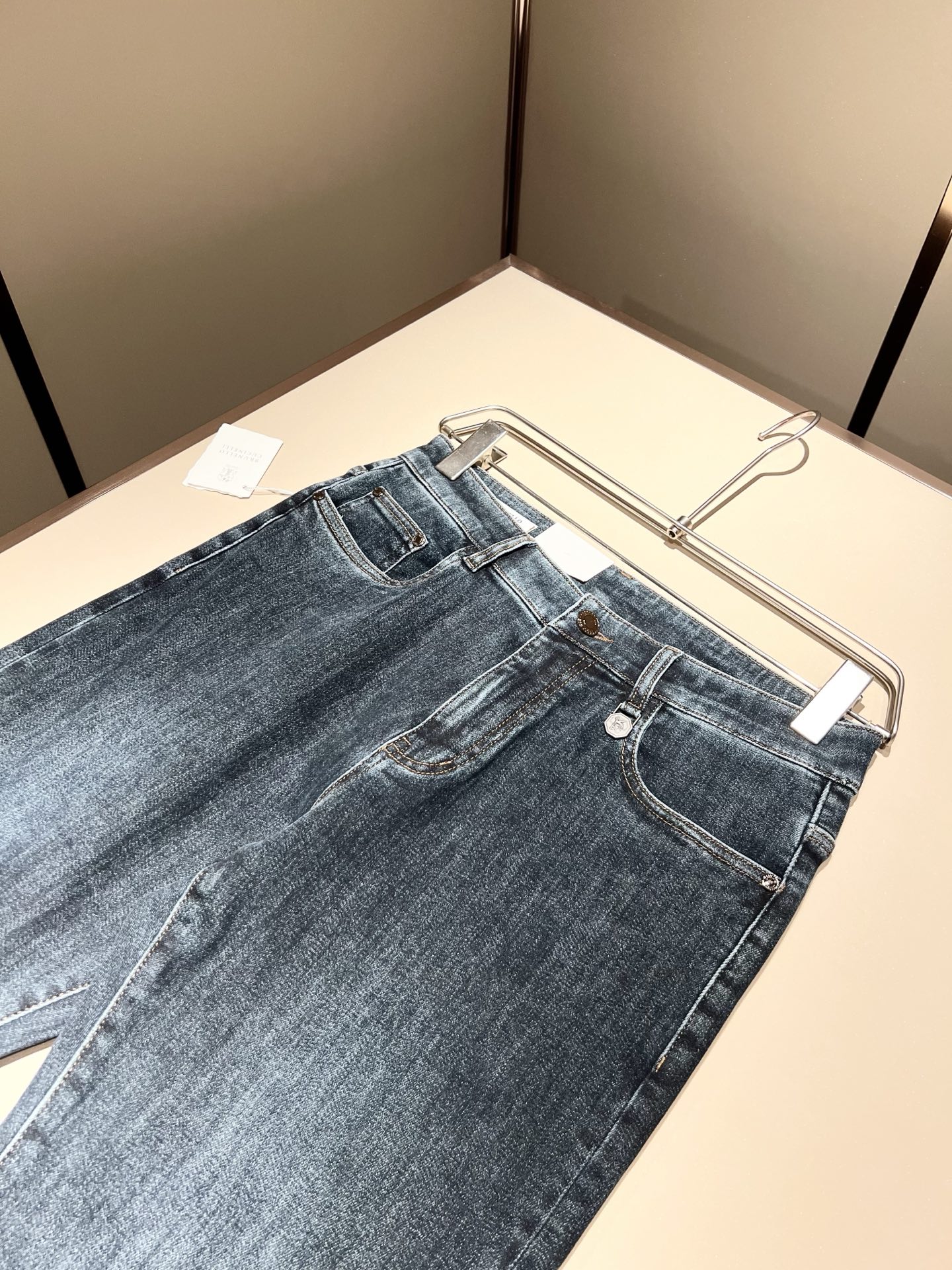 BC-Brunello Cucineli 2025秋冬新品男士时装款高端休闲牛仔裤，香港洋行渠道货，日本