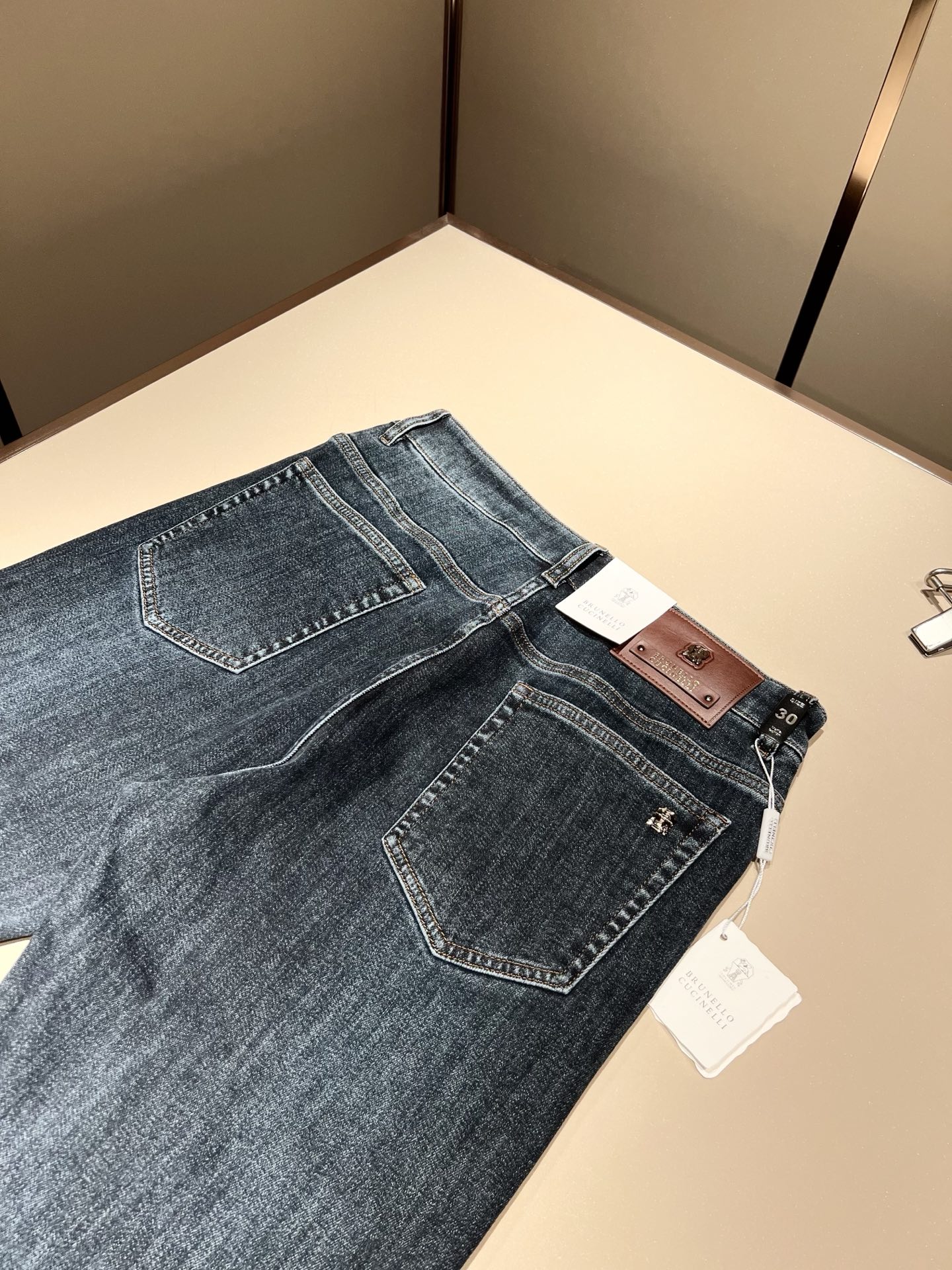 BC-Brunello Cucineli 2025秋冬新品男士时装款高端休闲牛仔裤，香港洋行渠道货，日本