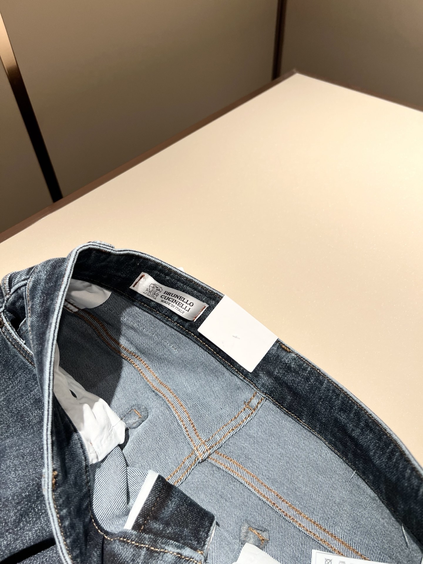 BC-Brunello Cucineli 2025秋冬新品男士时装款高端休闲牛仔裤，香港洋行渠道货，日本