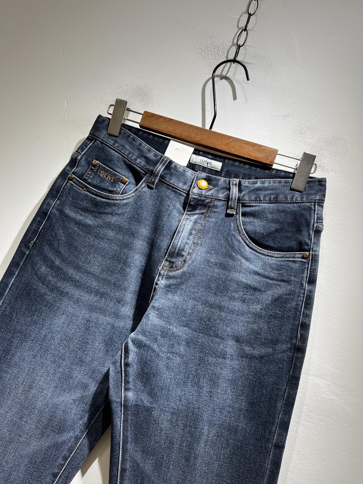 LO*WE/罗*威2025秋冬新品男士时装款高端休闲裤，香港洋行渠道货，日本原厂出品，纯血统品质，完美延