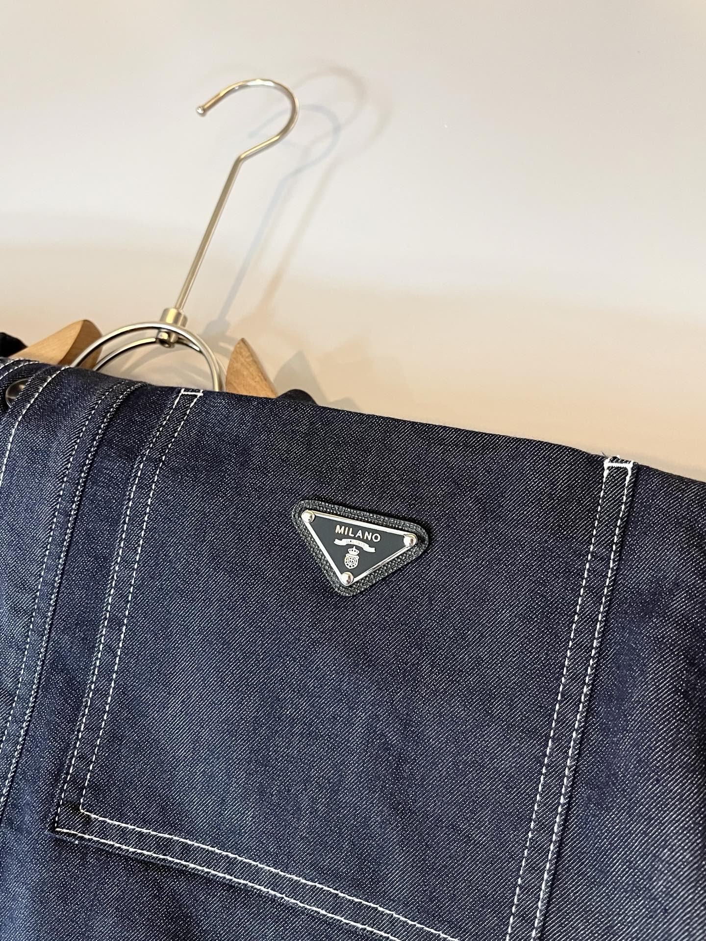 PPRAD*A普*达 2025秋冬新款休闲牛仔套装，最新款全网独家首上！！~既经典有时尚百搭，谁不爱啊，