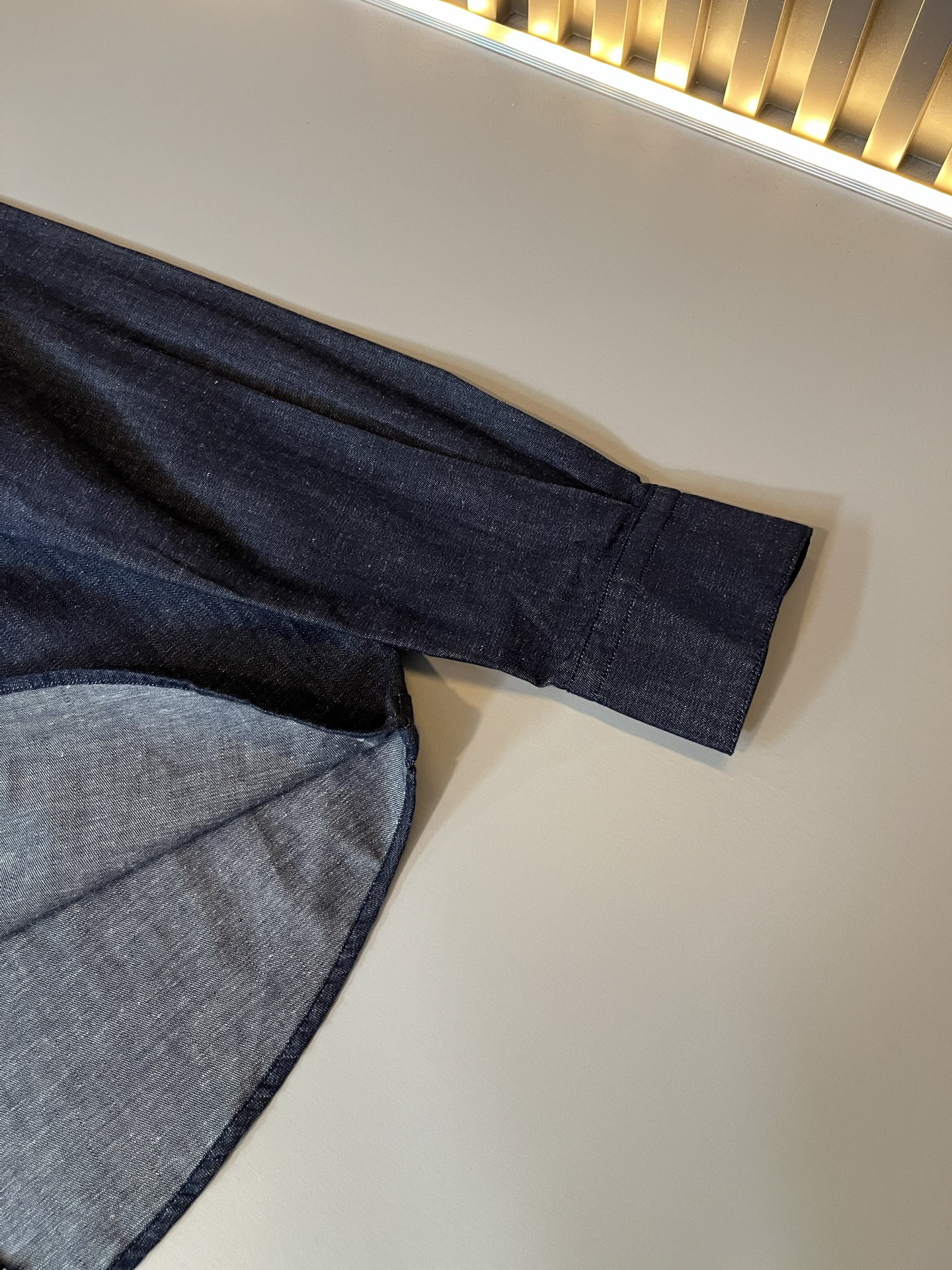 Loro Piana诺悠翩雅 2025秋冬男士牛仔套装，最新的贸易订单全品相！！网红款！上身舒适透气，不