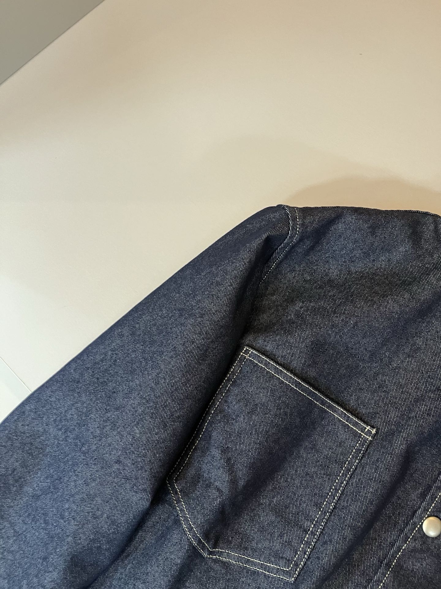 PRA*DA 普拉达 2025秋季新款男女同款👫牛仔衬衣，新品发售！牛仔兰高级百搭实用主义不哗众取宠！港