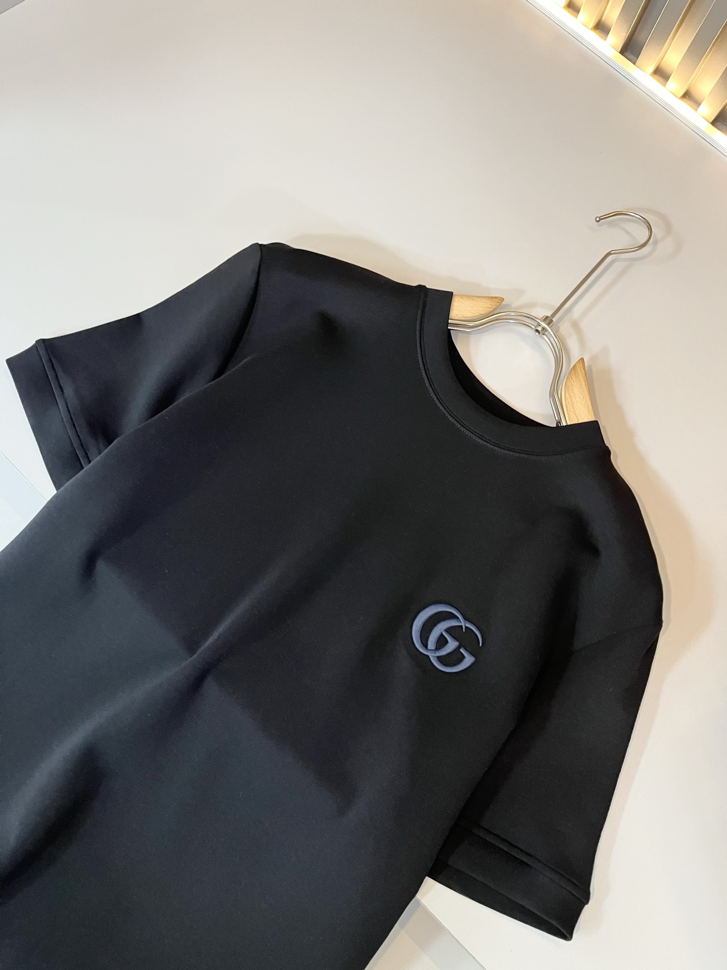 Gucc*古家 2025秋冬系列基础圆领短袖打底，男女同情侣款👫休闲宽松棉质圆领短袖T恤衫！贸易公司渠道