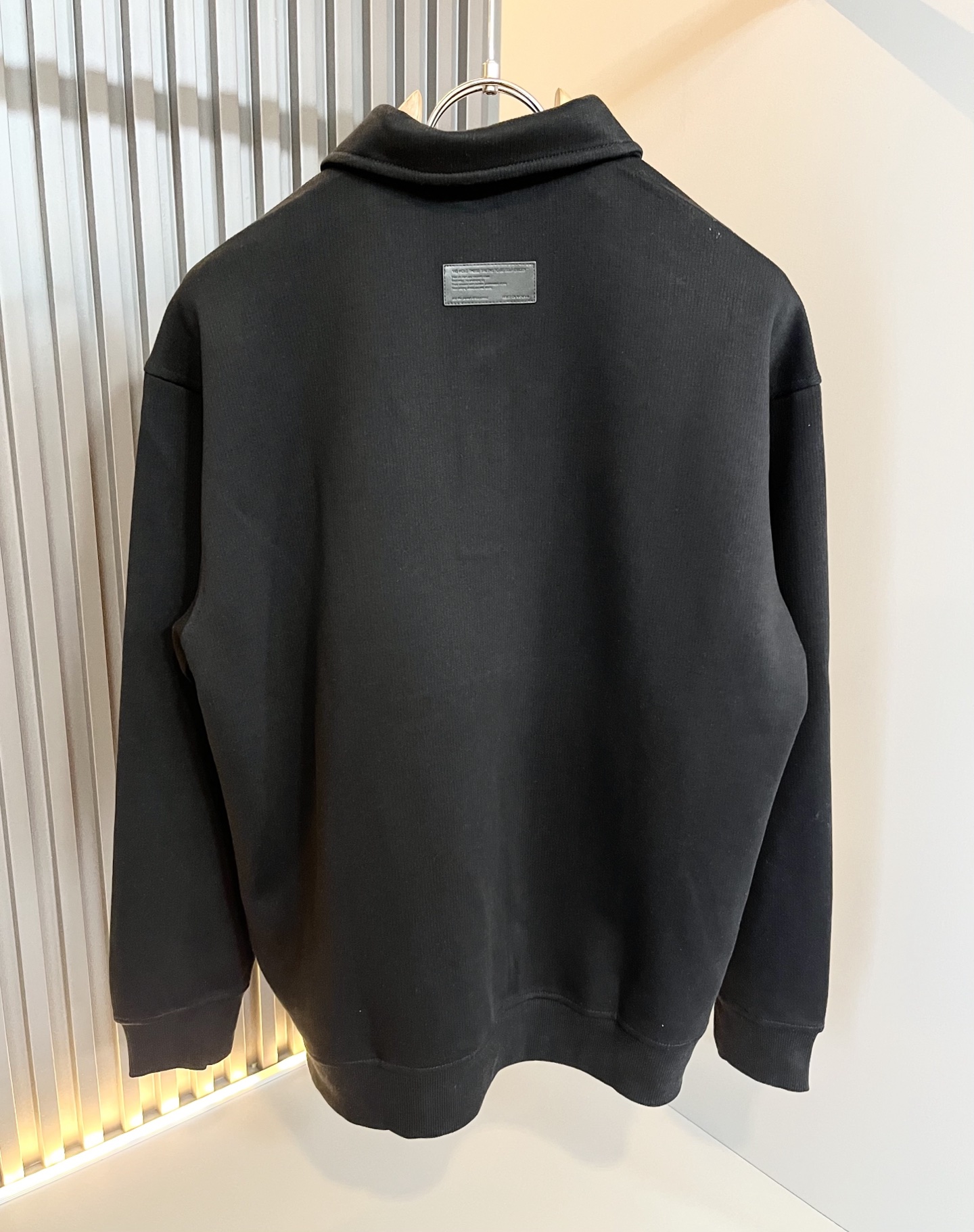 PRAD*A普*达2025秋冬新款男女同款👫长袖卫衣，最新款全网独家首上！！~既经典有时尚百搭，谁不爱啊