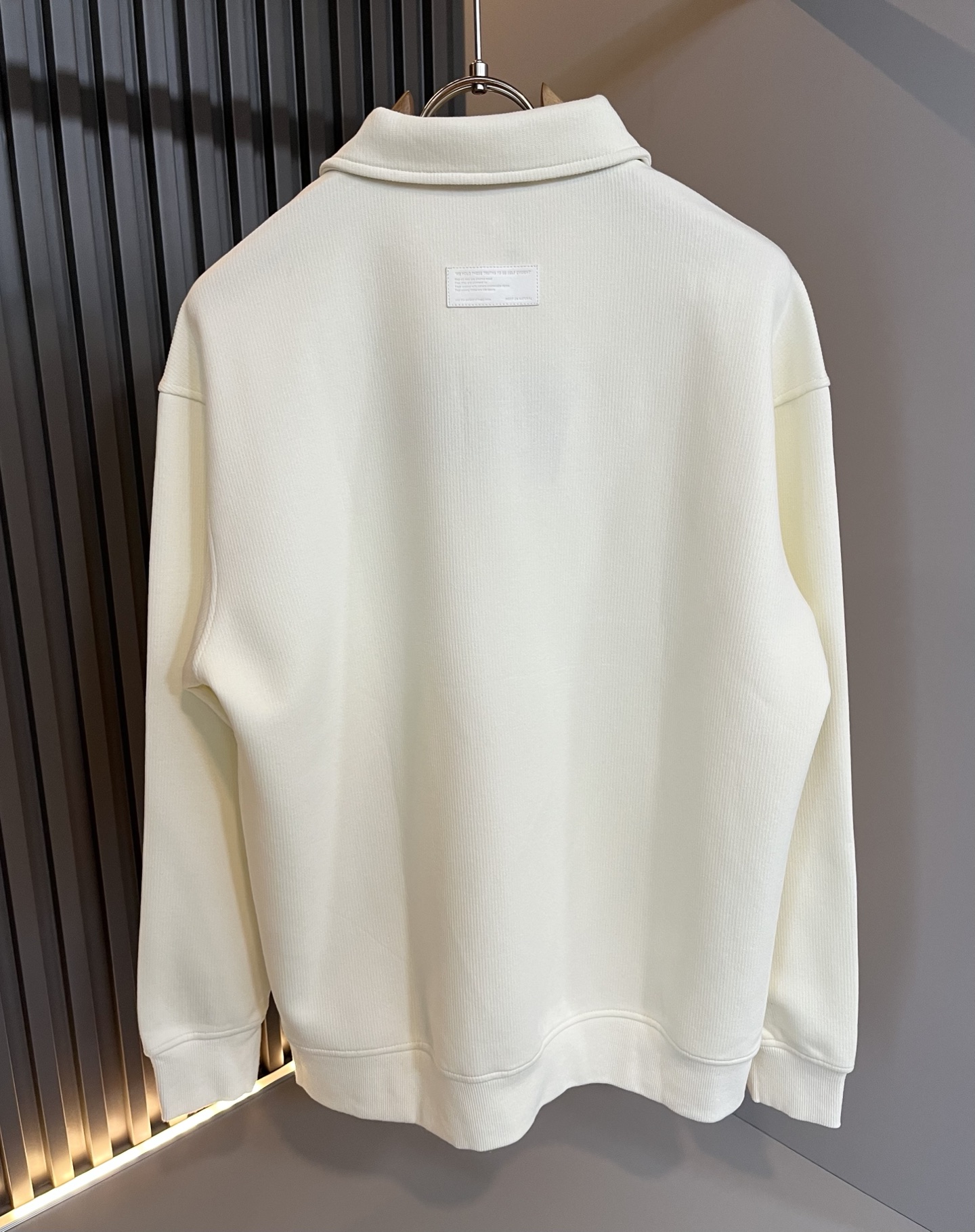 PRAD*A普*达2025秋冬新款男女同款👫长袖卫衣，最新款全网独家首上！！~既经典有时尚百搭，谁不爱啊