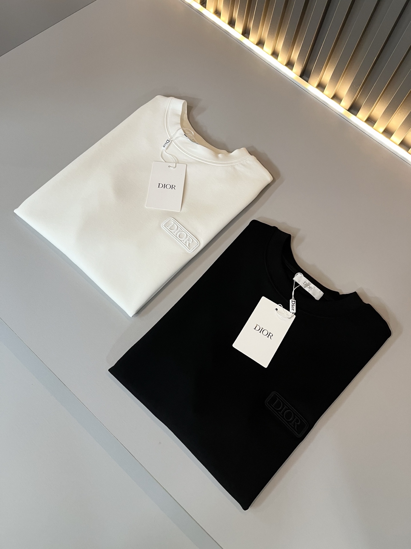 Dio*迪家 2025秋冬新款男女同款👫短袖打底衫，专柜同步发售！定制专属纯棉面料，定制原版工艺螺纹，胸