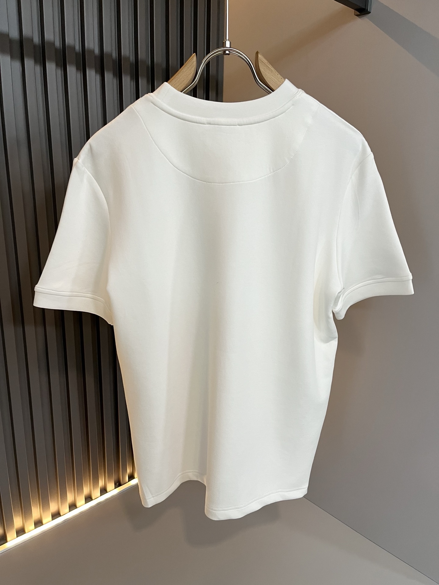 Dio*迪家 2025秋冬新款男女同款👫短袖打底衫，专柜同步发售！定制专属纯棉面料，定制原版工艺螺纹，胸