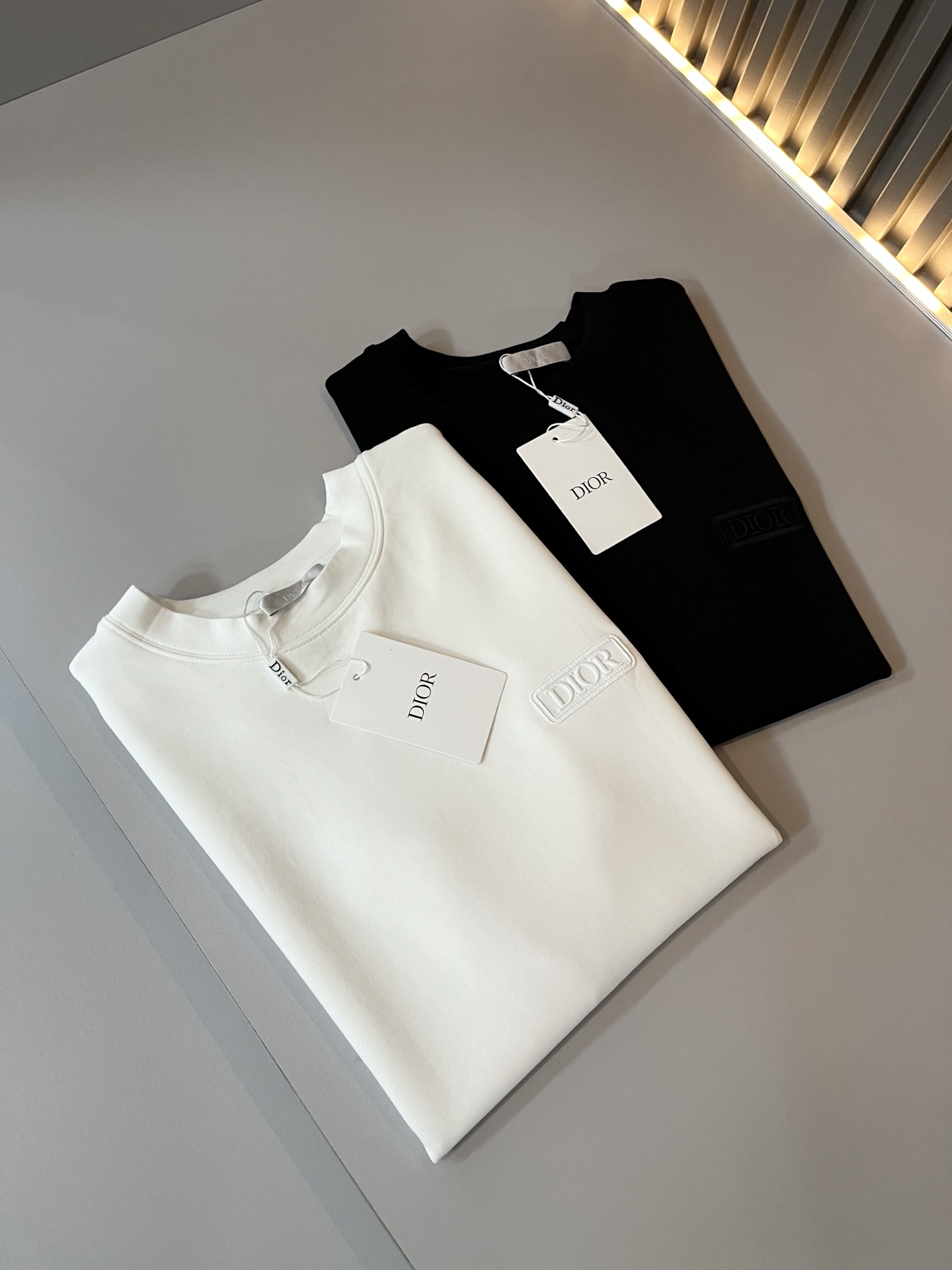 Dio*迪家 2025秋冬新款男女同款👫短袖打底衫，专柜同步发售！定制专属纯棉面料，定制原版工艺螺纹，胸