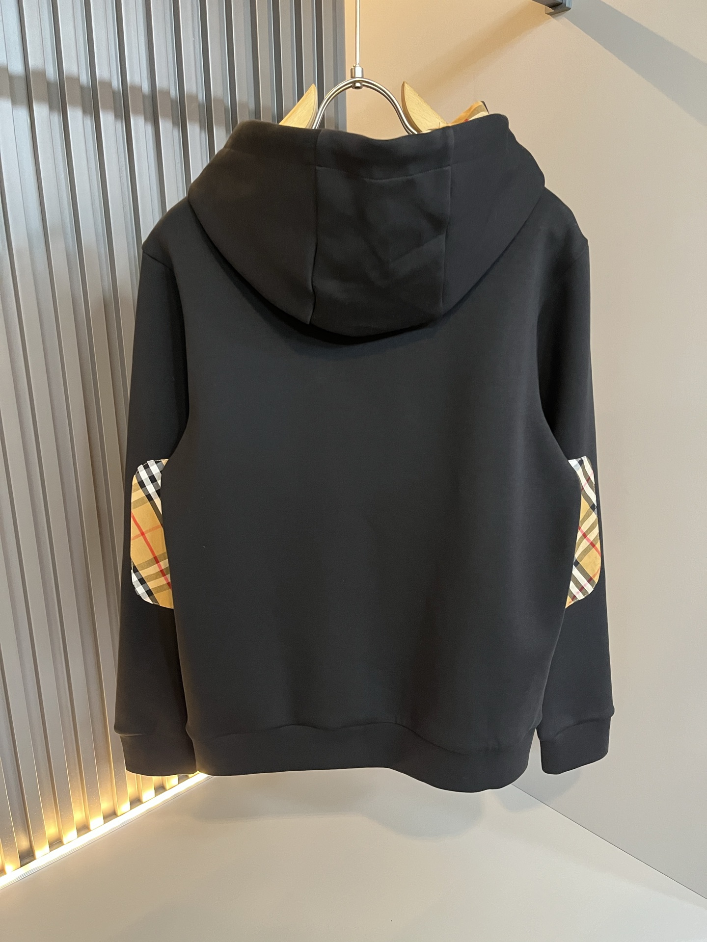 BURBER*Y巴*莉 2025秋冬新款男女同款👫基础休闲百搭棉质连帽卫衣，男女同款卫衣！贸易公司渠道稀