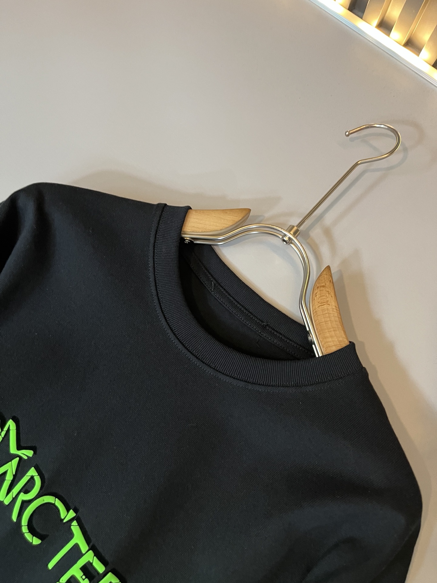 ARCTER*X始*祖鸟 2025春夏新款男士打底衫，户外品牌可能大家第一想到的就是加拿大鹅、始祖鸟。给