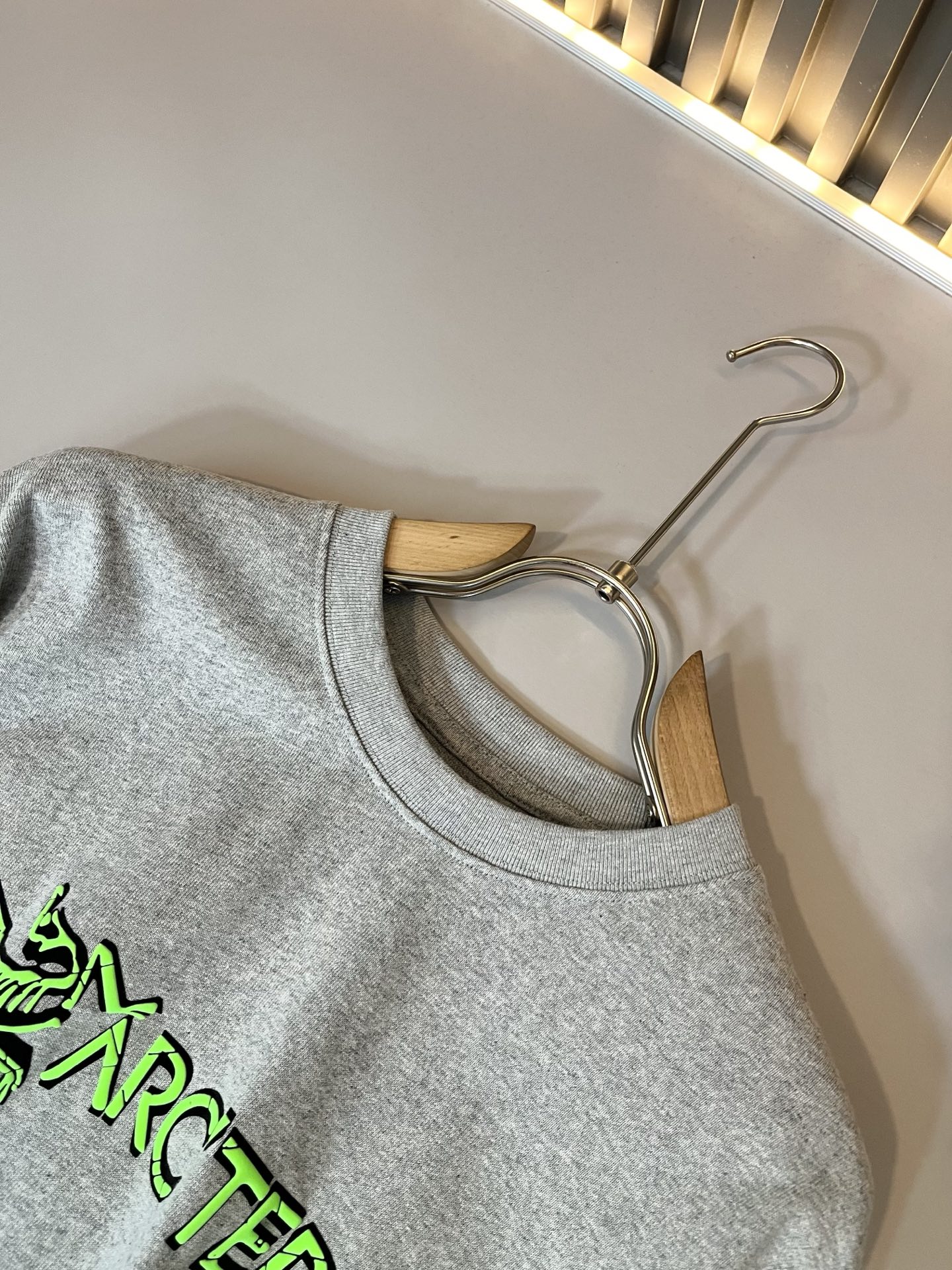 ARCTER*X始*祖鸟 2025春夏新款男士打底衫，户外品牌可能大家第一想到的就是加拿大鹅、始祖鸟。给