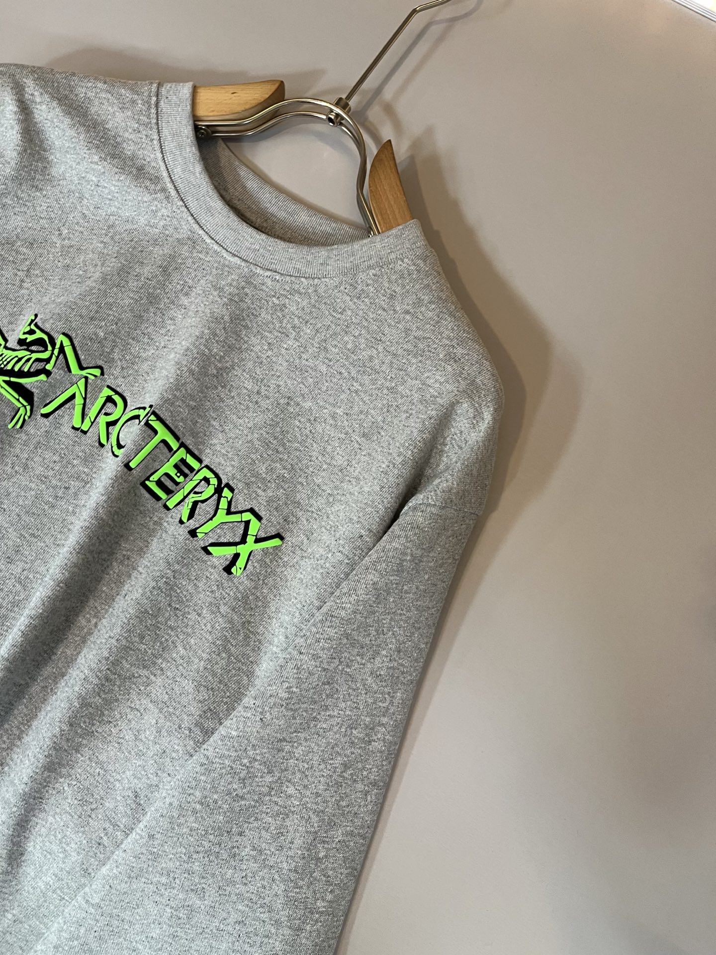 ARCTER*X始*祖鸟 2025春夏新款男士打底衫，户外品牌可能大家第一想到的就是加拿大鹅、始祖鸟。给