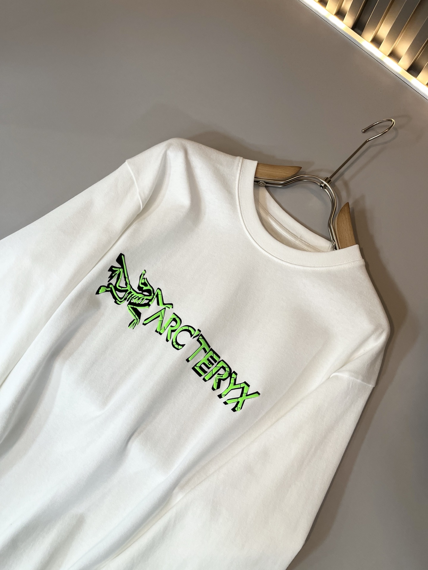 ARCTER*X始*祖鸟 2025春夏新款男士打底衫，户外品牌可能大家第一想到的就是加拿大鹅、始祖鸟。给