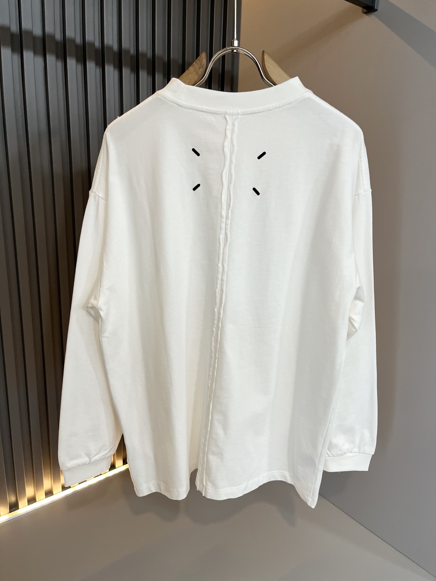 马吉拉 maison margiel 2025秋冬新款男女同款👫休闲卫衣，专柜同步发售！定制专属面料，胸