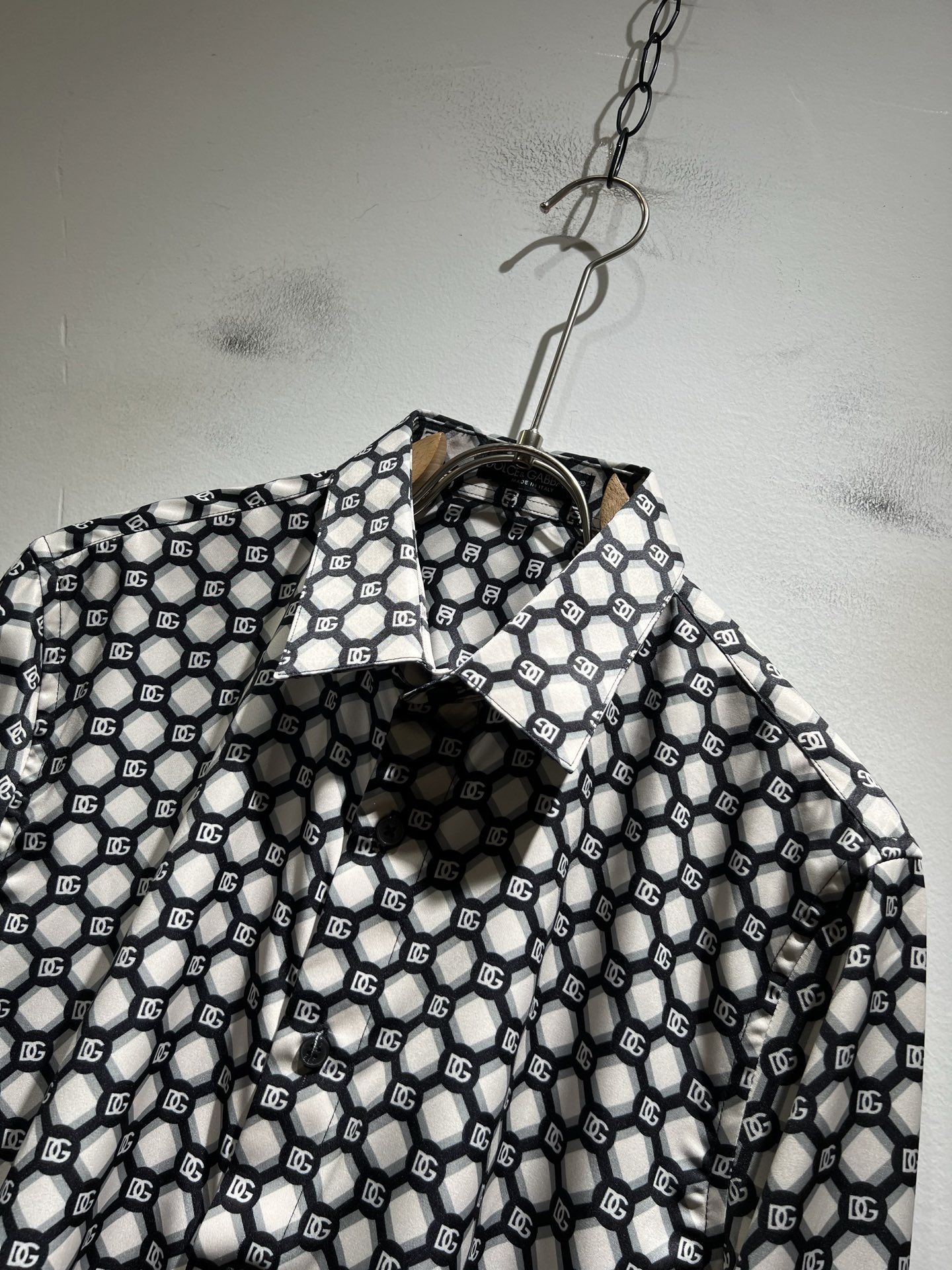 Dolce&Gabba*a 杜嘉*纳2025秋冬新款男女同款👫衬衣，专柜同步发售！定制专属府绸棉面料，衣