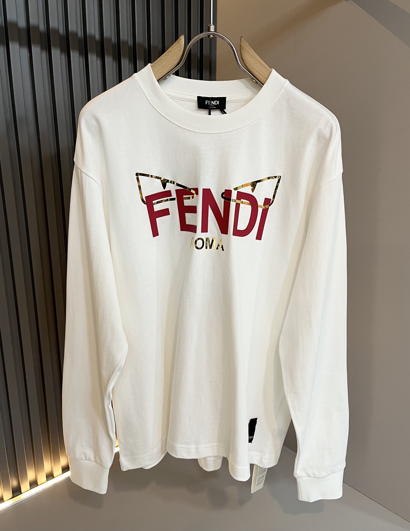 FEN*I 芬*迪2025秋冬新款FD家族FF男女同款👫打底衫，男女同款👫百搭极简短袖。意大利原厂订单，