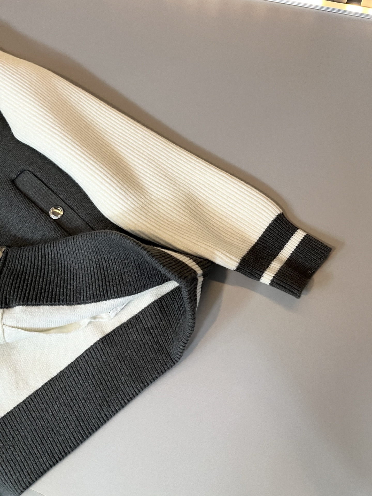 BC-Brunello Cucineli 2025秋冬新款针织羊毛夹克外套，最新时尚潮流效果,时尚新韵味