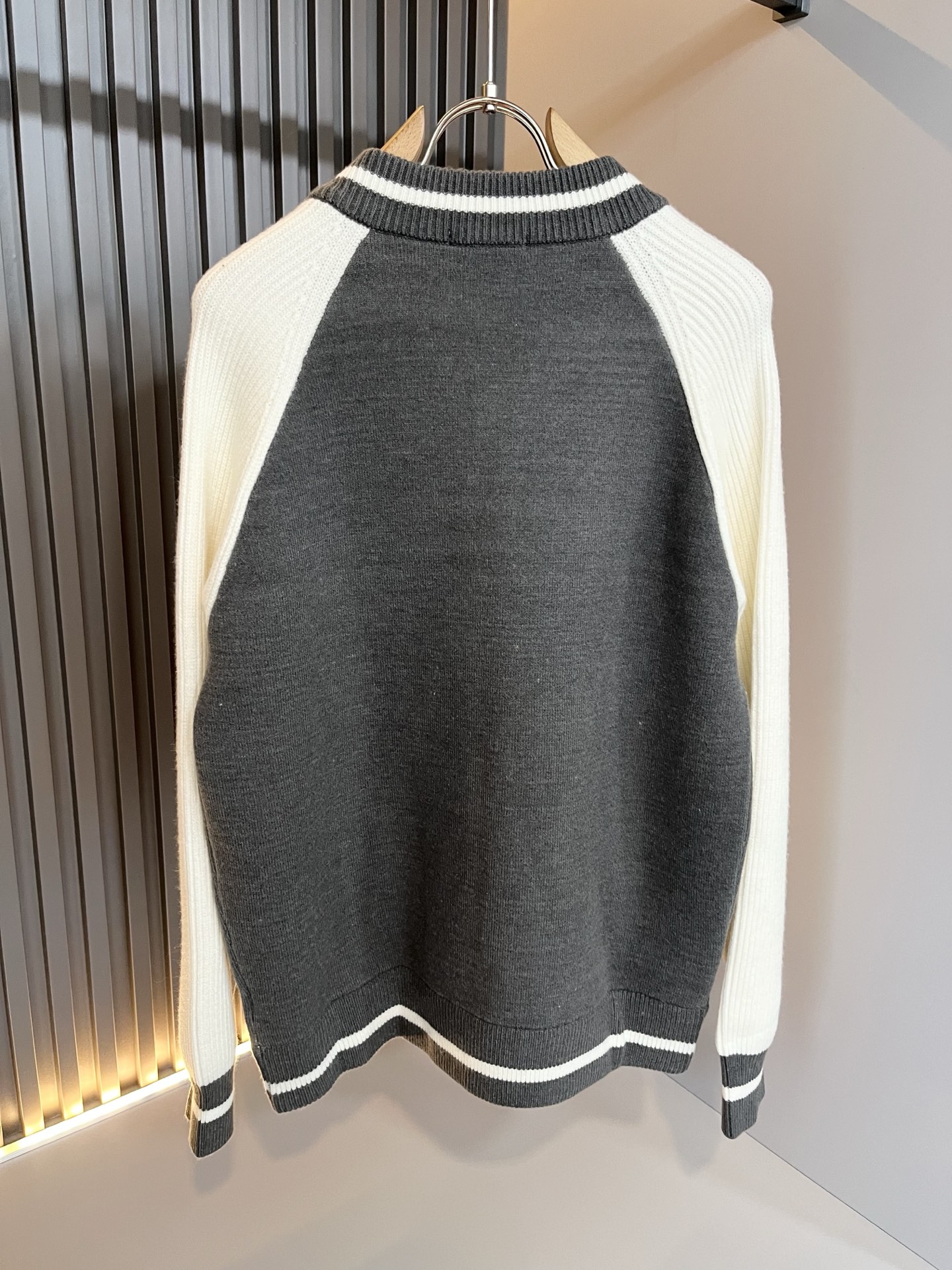 BC-Brunello Cucineli 2025秋冬新款针织羊毛夹克外套，最新时尚潮流效果,时尚新韵味