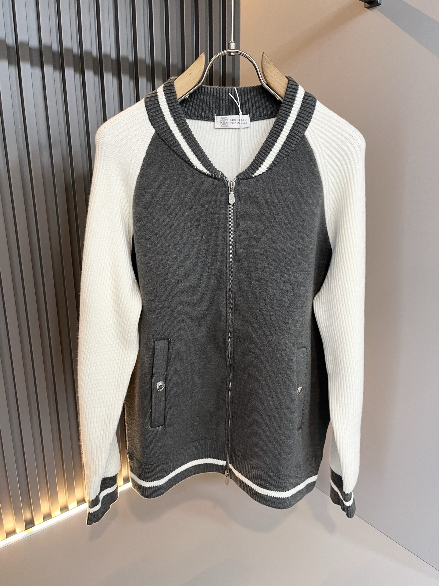 BC-Brunello Cucineli 2025秋冬新款针织羊毛夹克外套，最新时尚潮流效果,时尚新韵味