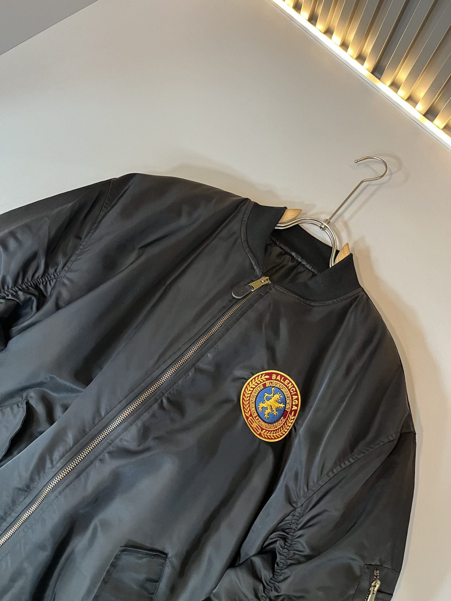 BALENCIA*巴黎*家 2025秋冬最新款休闲百搭休闲棉服夹克外套，男女同款👫❤️经典标志五金log