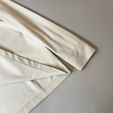 Loro Piana诺悠翩雅 2025秋冬男士翻领长袖Polo衫,最新的贸易订单,全品相!!网红款!上身 Loro Piana诺悠翩雅 2025秋冬男士翻领长袖Polo衫,最新的贸易订单,全品相!!网红款!上身
