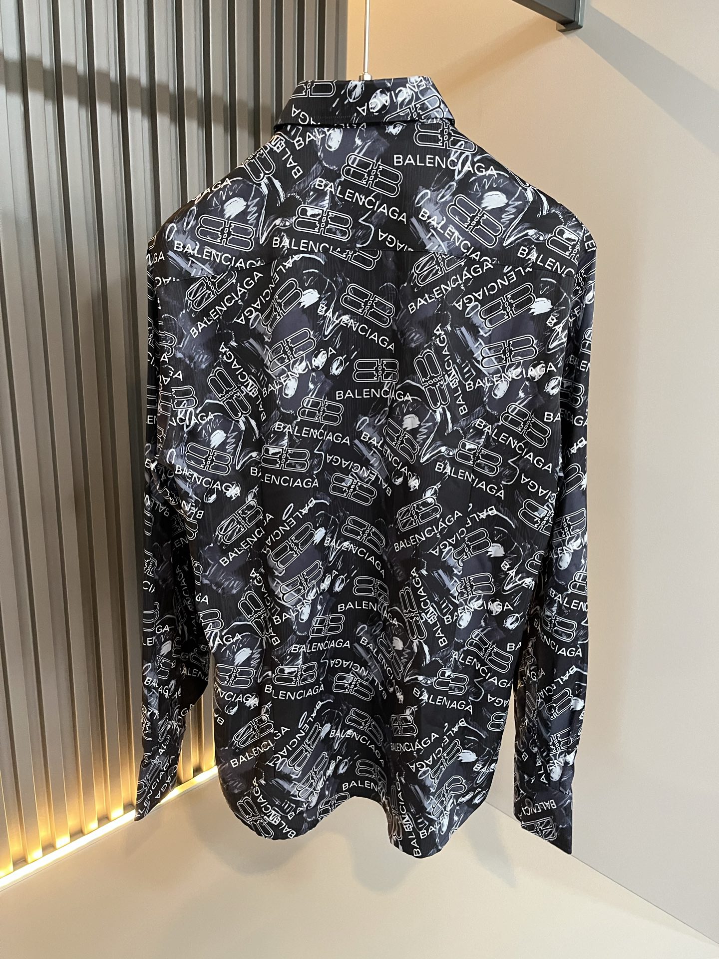 BALENCI*GA巴黎*家 2025秋季新款男女同款👫衬衣，走秀图案印花时尚休闲短袖衬衣，全景logo