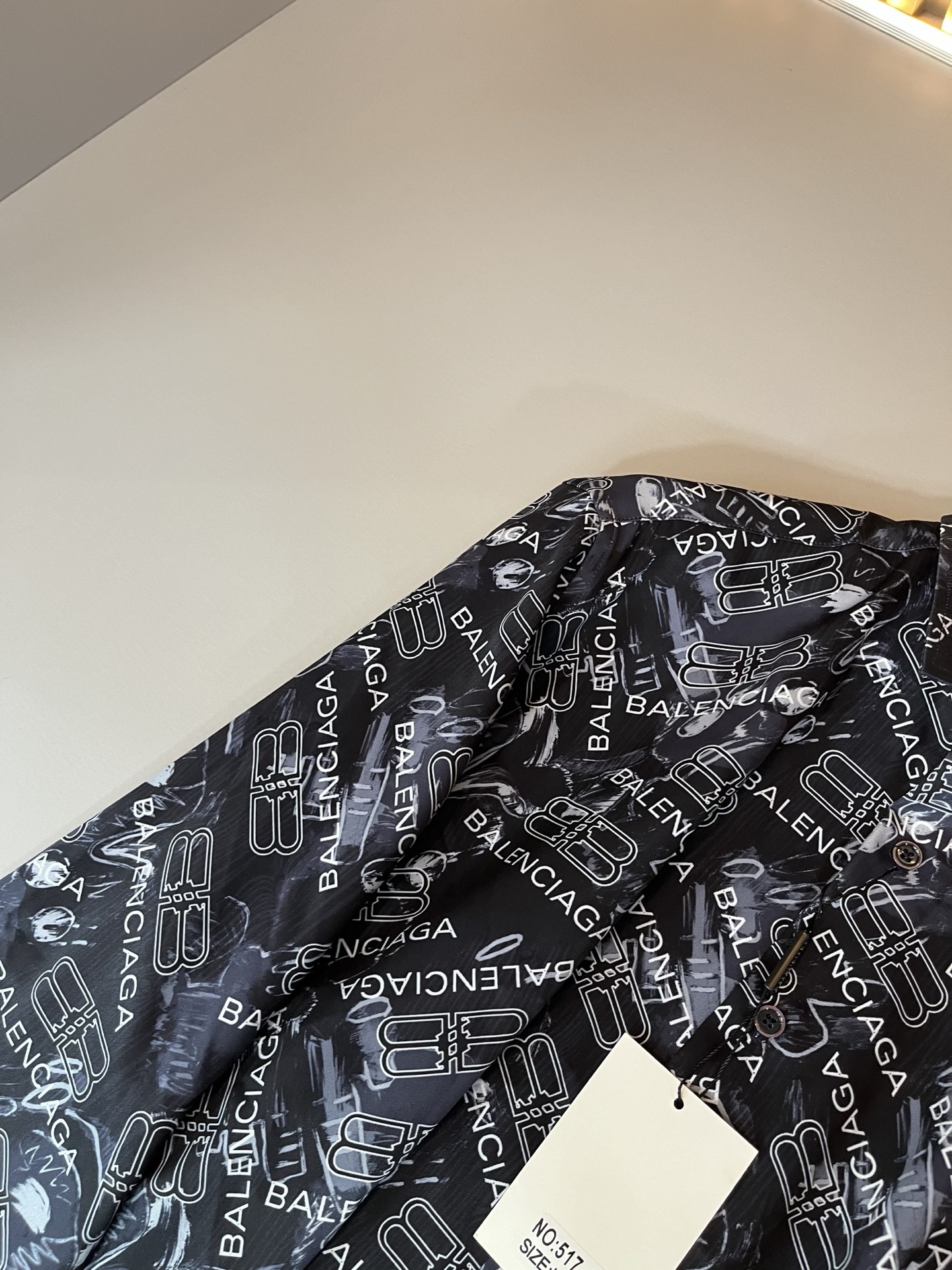 BALENCI*GA巴黎*家 2025秋季新款男女同款👫衬衣，走秀图案印花时尚休闲短袖衬衣，全景logo