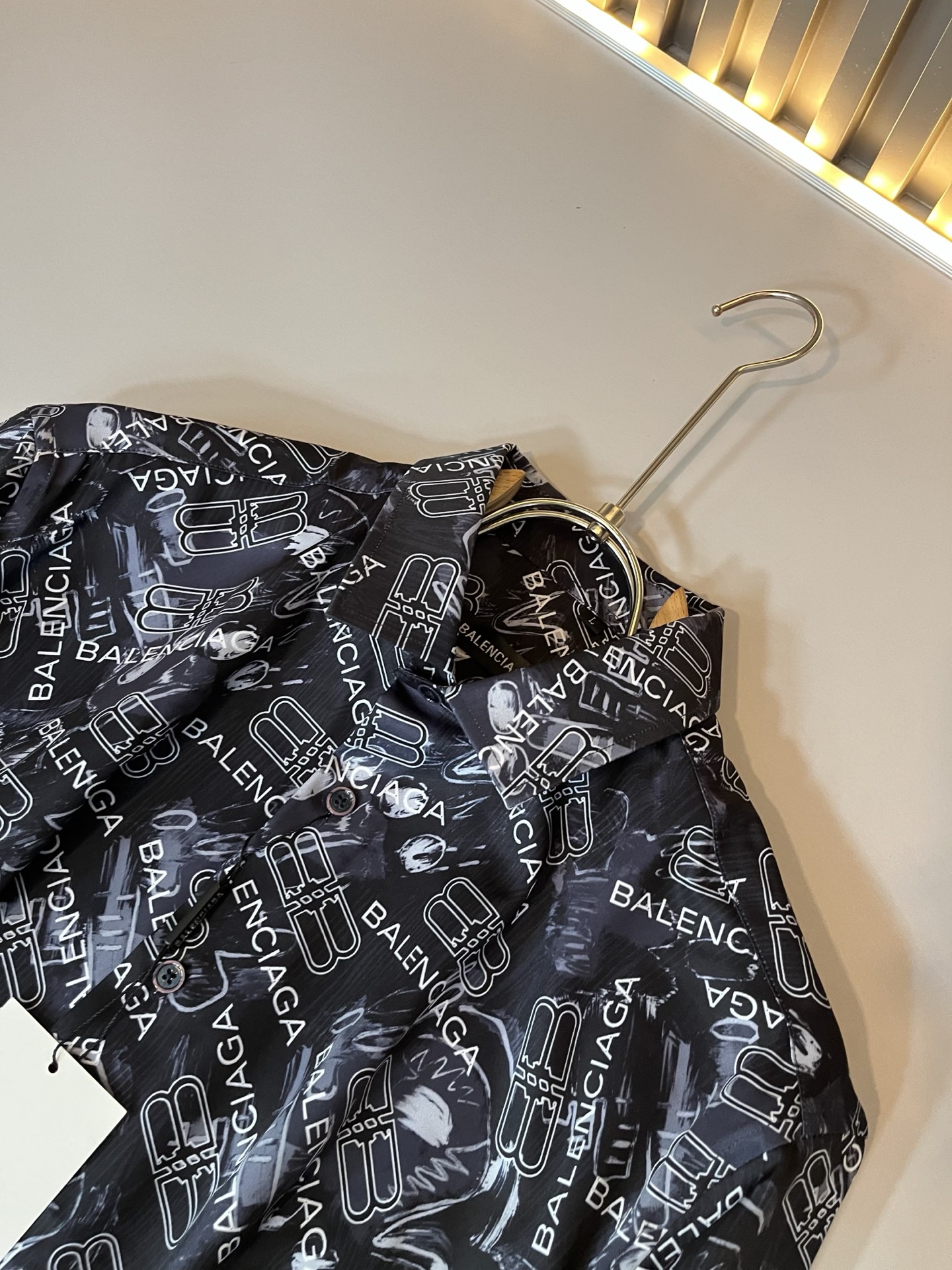 BALENCI*GA巴黎*家 2025秋季新款男女同款👫衬衣，走秀图案印花时尚休闲短袖衬衣，全景logo