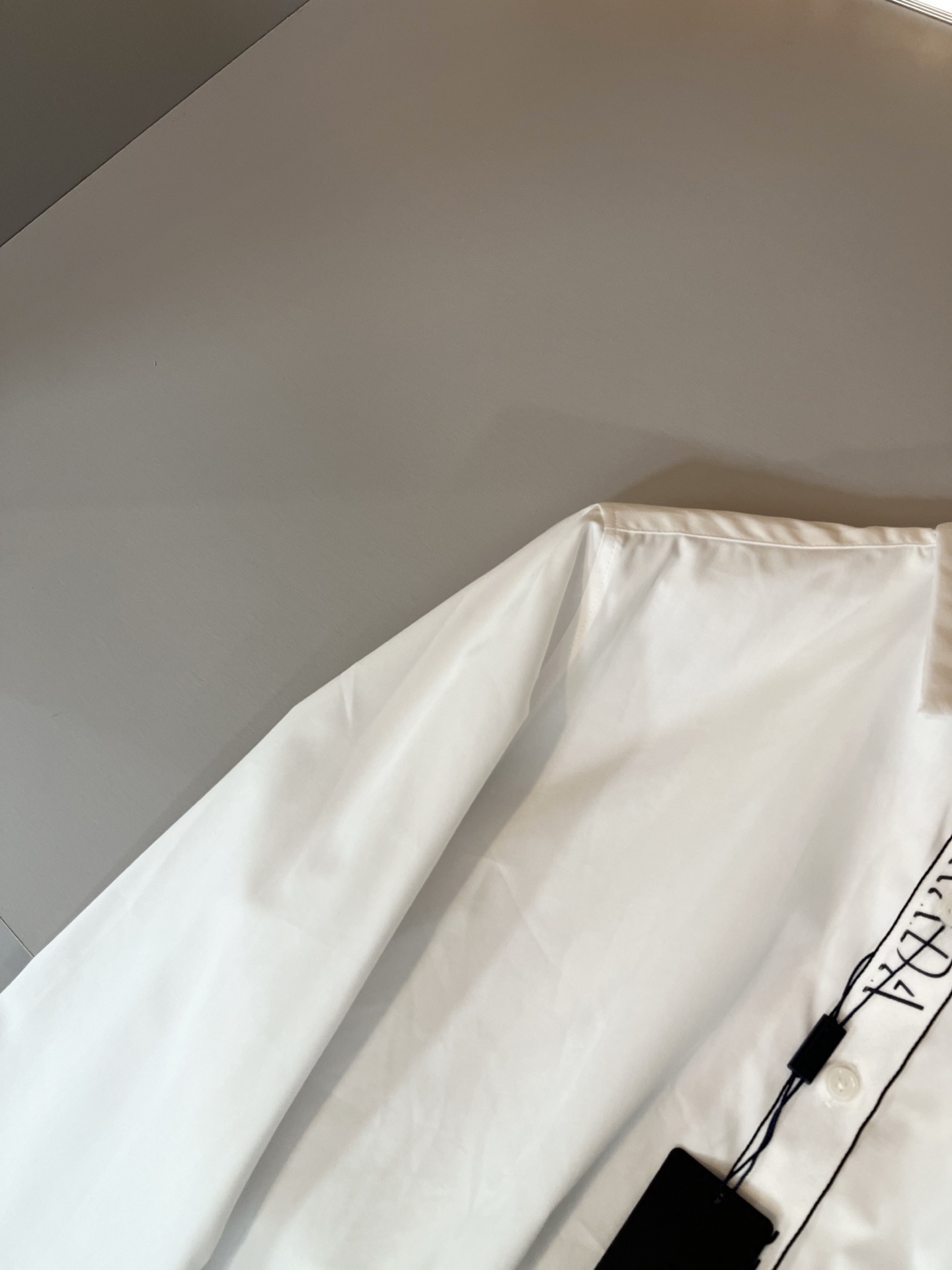 PRAD*A普*达2025秋季新款休闲男士衬衣，最新时尚休闲logo五金修饰！贸易公司渠道稀出，同步官网