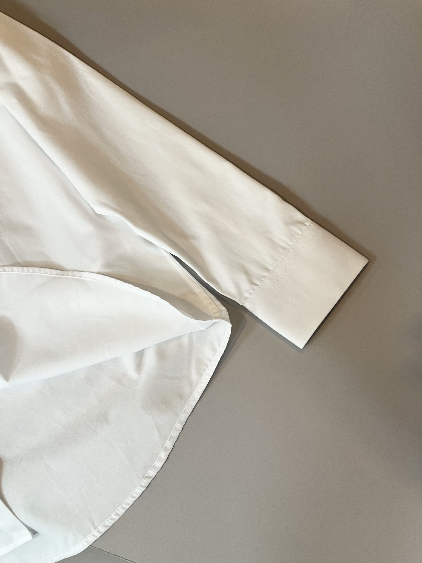 PRAD*A普*达2025秋季新款休闲男士衬衣，最新时尚休闲logo五金修饰！贸易公司渠道稀出，同步官网