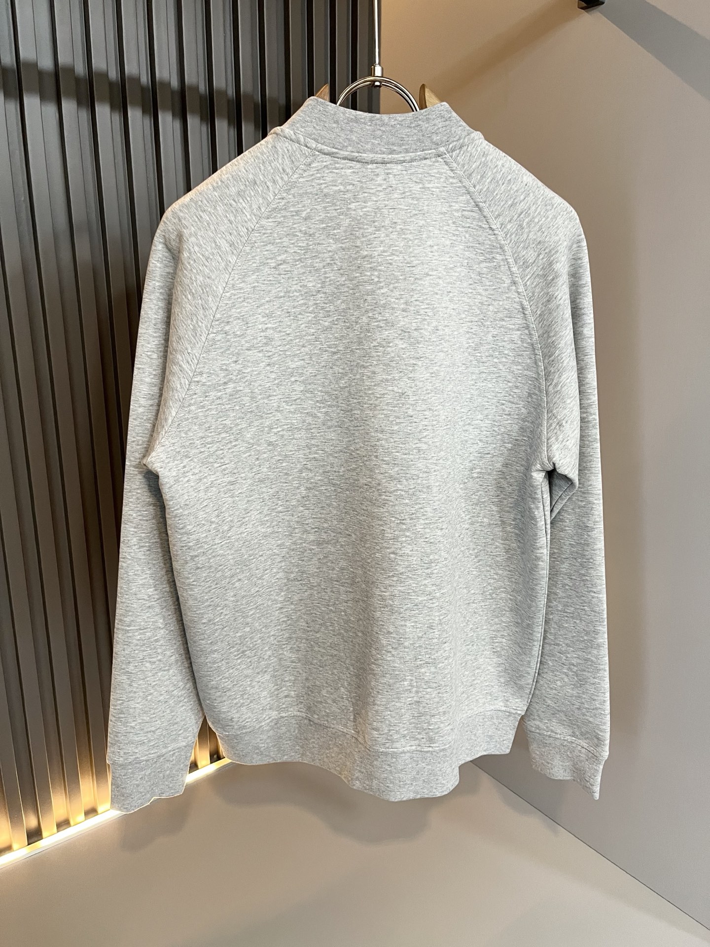 Her*mes爱*仕 2025秋冬新品棒球服夹克外套重磅来袭，定制纯棉面料制作而成，高端户外运动休闲系列