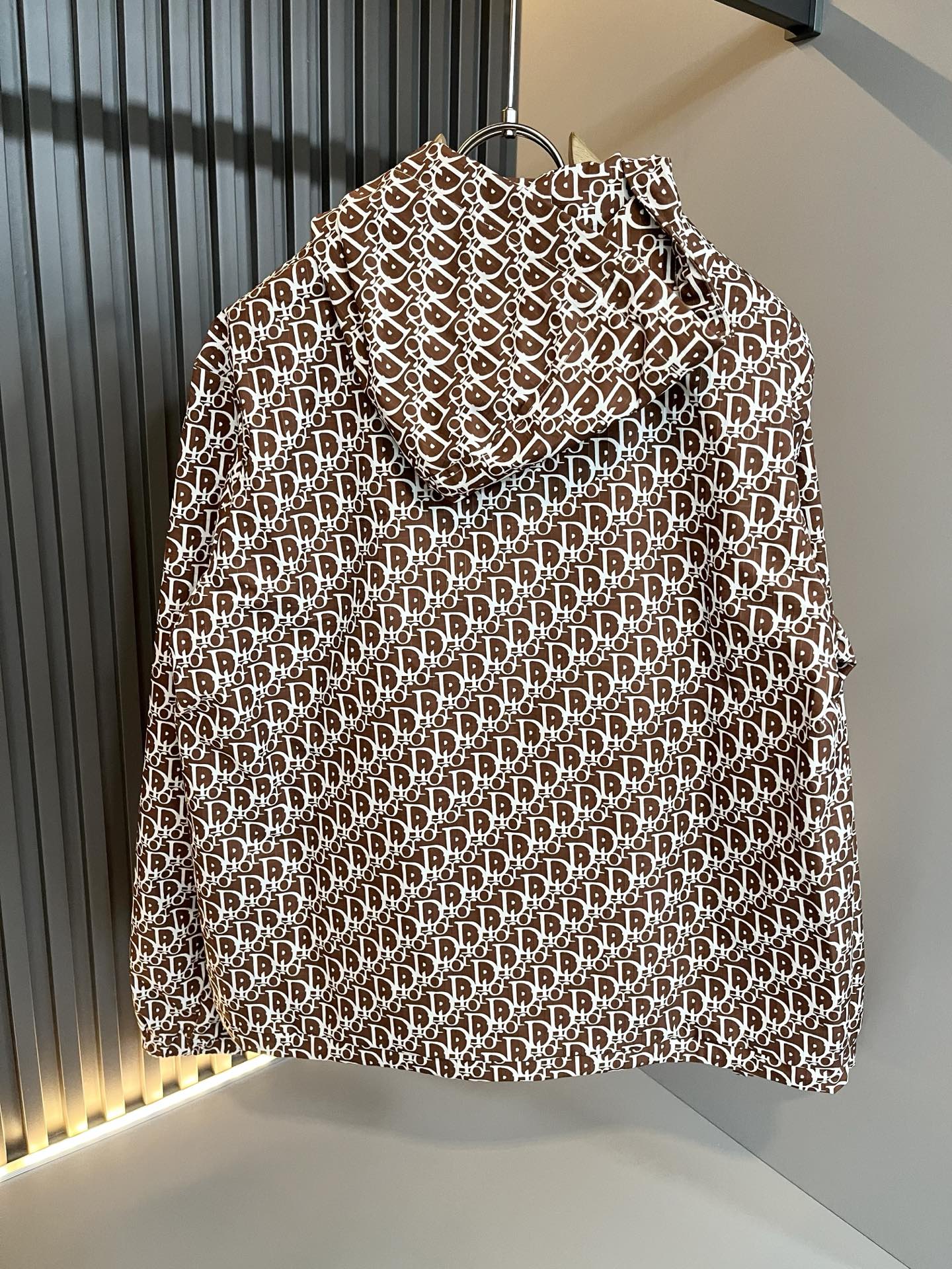 Dio*r迪*奥2025秋冬男士夹克外套，最新时尚休闲夹克，贸易公司渠道稀出，同步官网发售，衣身logo