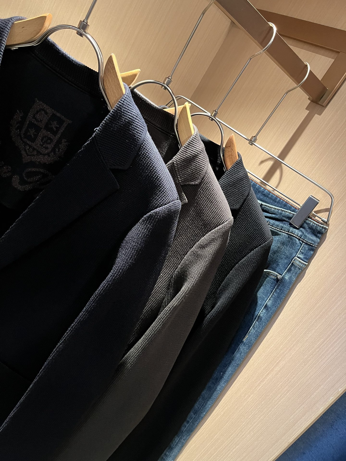 Loro Piana诺悠翩雅 2025秋冬男士针织西装外套，最新的贸易订单全品相！！网红款！上身舒适透气