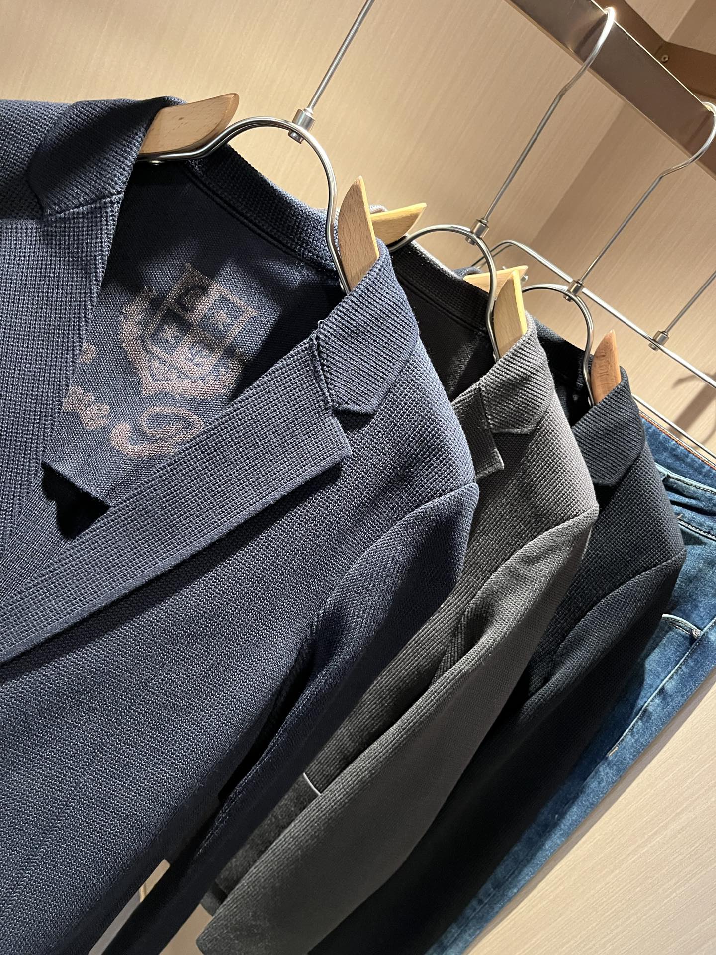 Loro Piana诺悠翩雅 2025秋冬男士针织西装外套，最新的贸易订单全品相！！网红款！上身舒适透气