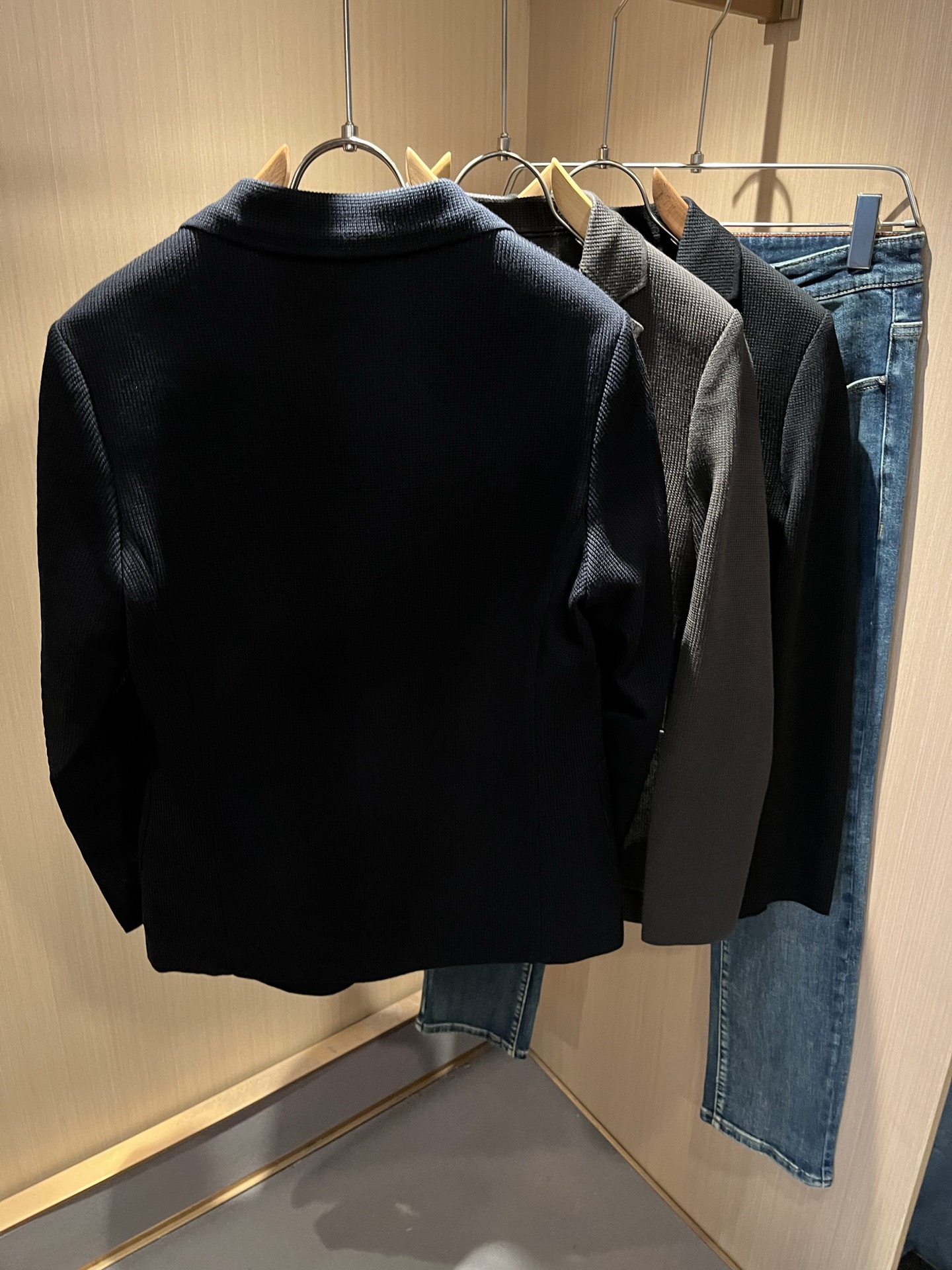 Loro Piana诺悠翩雅 2025秋冬男士针织西装外套，最新的贸易订单全品相！！网红款！上身舒适透气