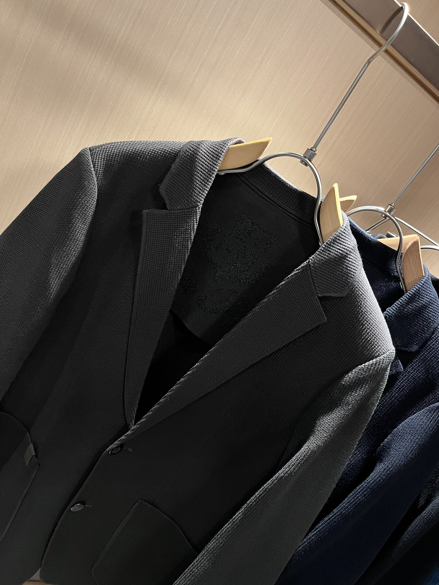 Loro Piana诺悠翩雅 2025秋冬男士针织西装外套，最新的贸易订单全品相！！网红款！上身舒适透气