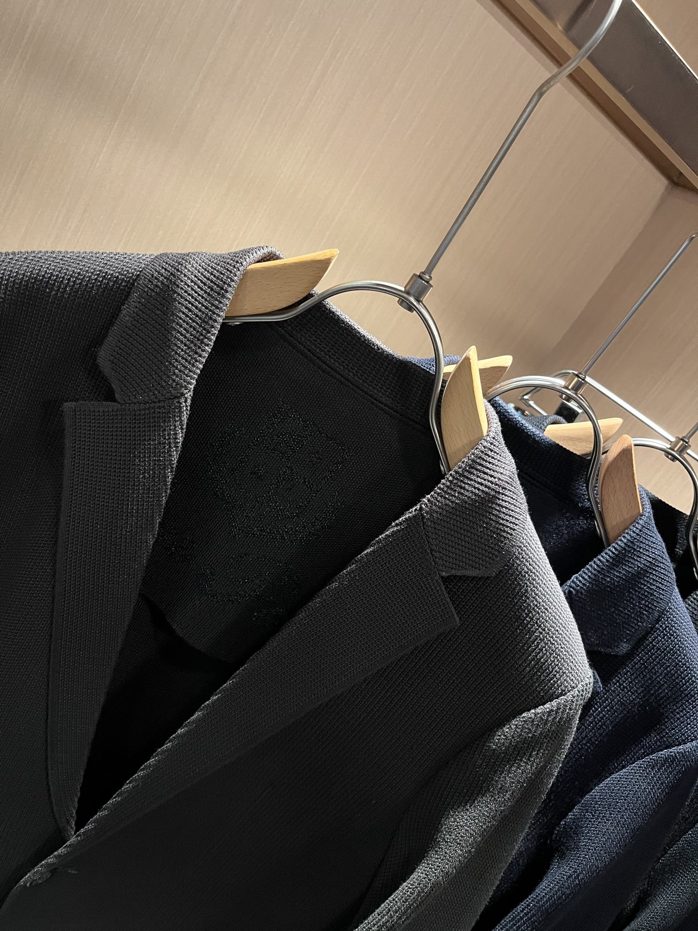 Loro Piana诺悠翩雅 2025秋冬男士针织西装外套，最新的贸易订单全品相！！网红款！上身舒适透气