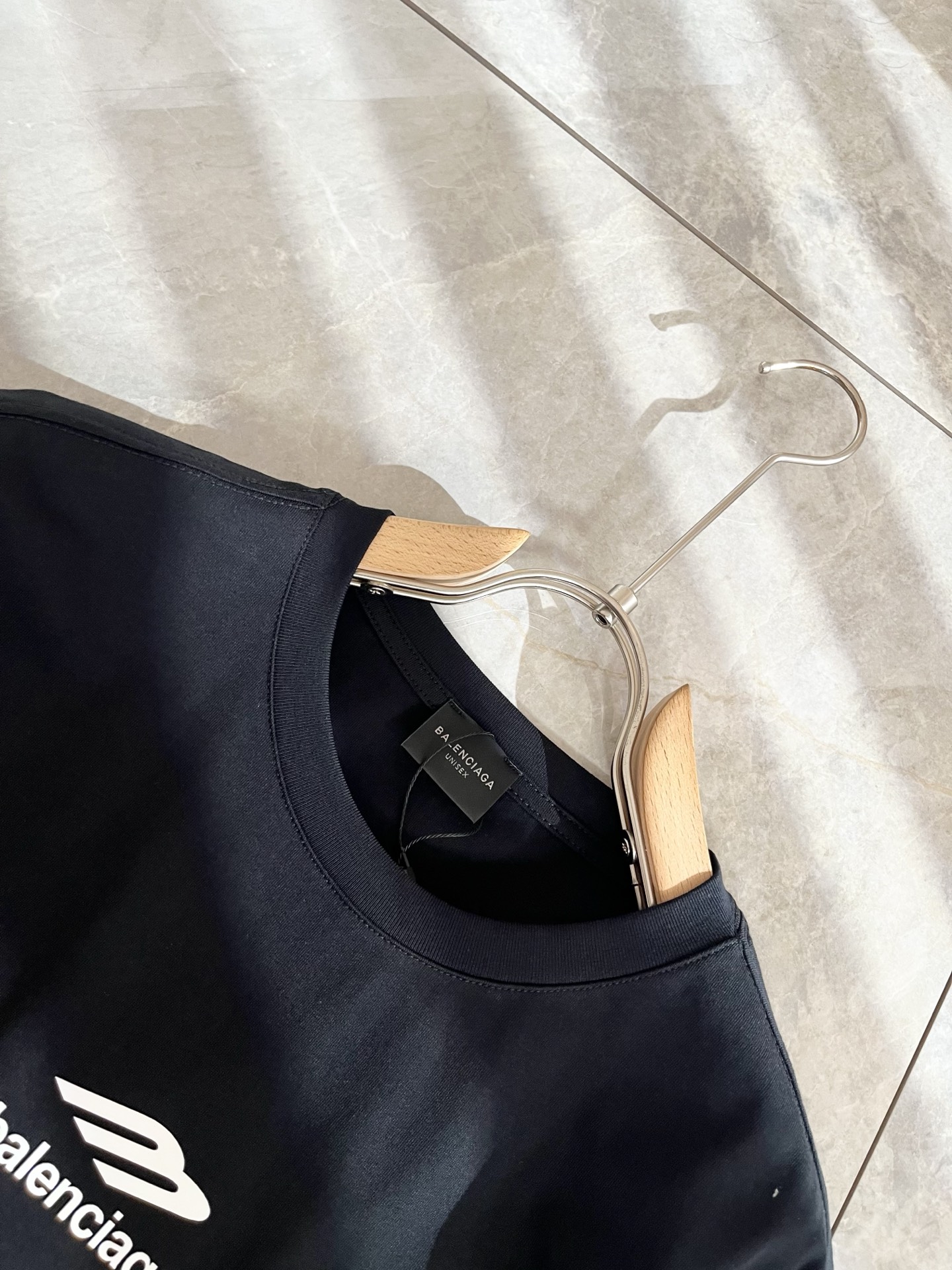 BALENCIA*巴黎*家 2025秋冬新款男女同款👫打底衫，经典标志图案logo压胶工艺设计！贸易公司