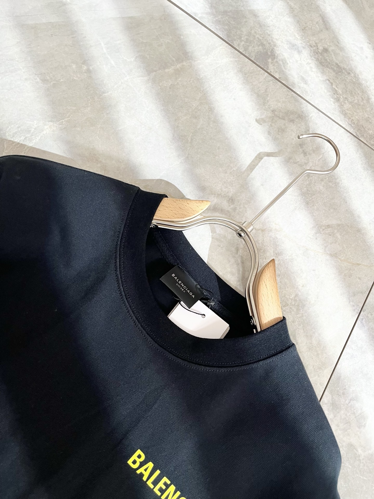 BALENCIA*巴黎*家 2025秋冬新款男女同款👫打底衫，经典标志图案logo压胶工艺设计！贸易公司