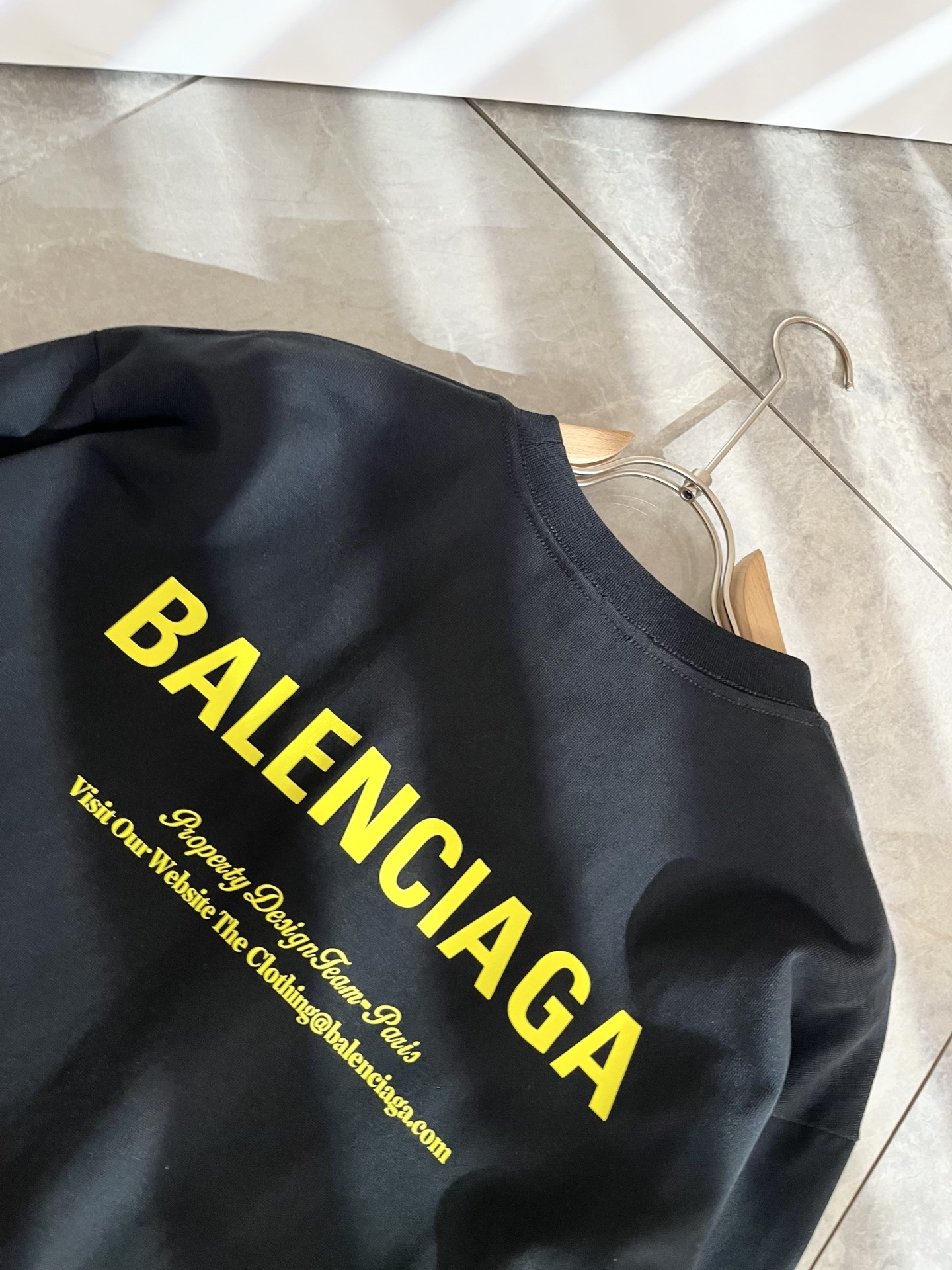 BALENCIA*巴黎*家 2025秋冬新款男女同款👫打底衫，经典标志图案logo压胶工艺设计！贸易公司