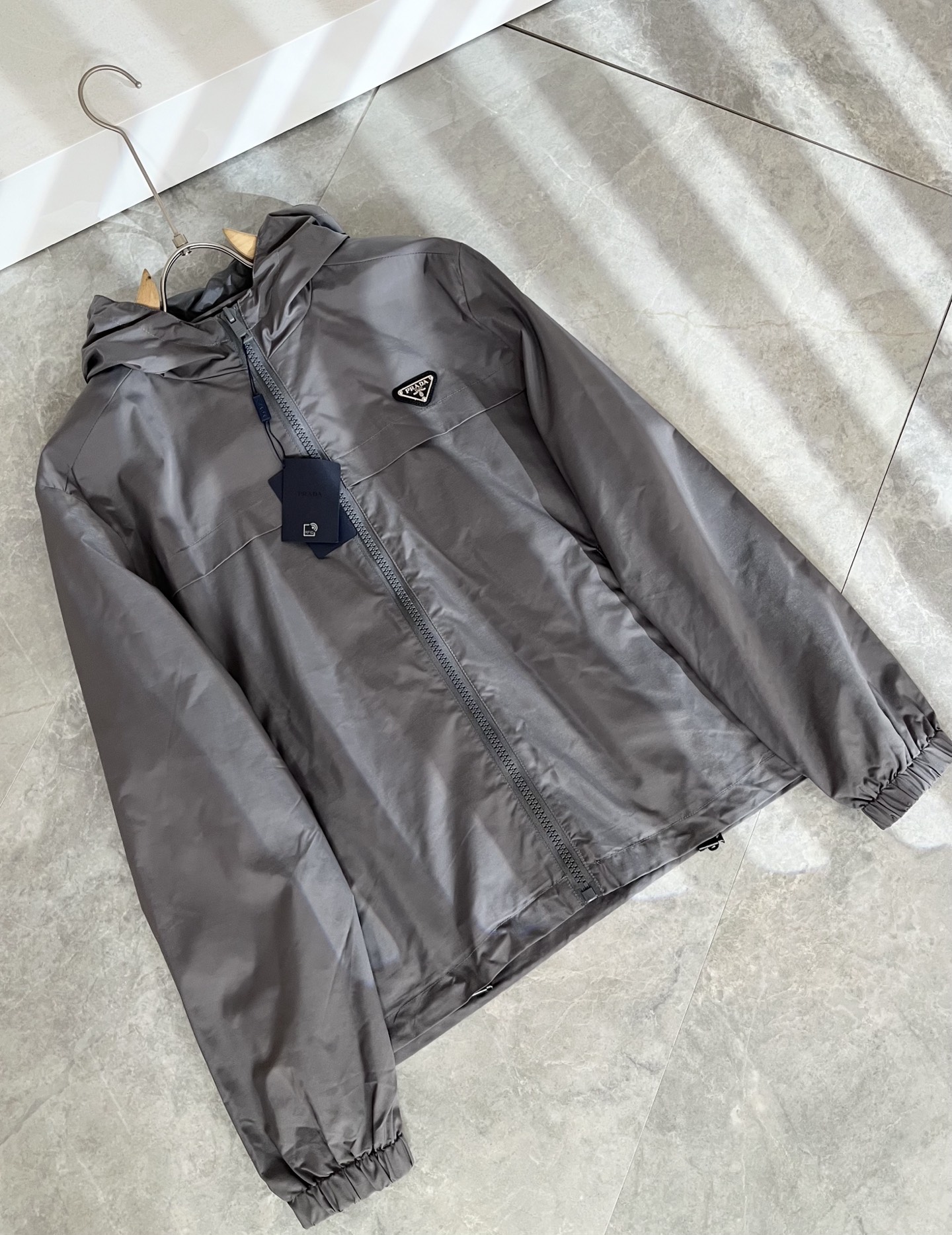 PRAD*A普*达2025秋冬休闲夹克外套，最新时尚休闲拉链夹克，时尚夹克外套!贸易公司渠道稀出，同步官