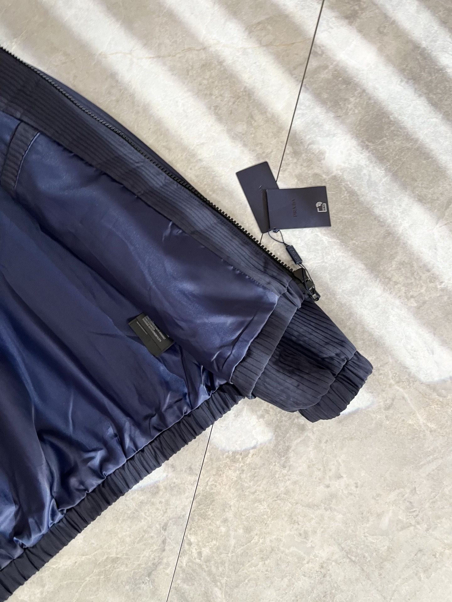 PRAD*A普*达2025秋冬休闲夹克外套，最新时尚休闲拉链夹克，时尚夹克外套!贸易公司渠道稀出，同步官